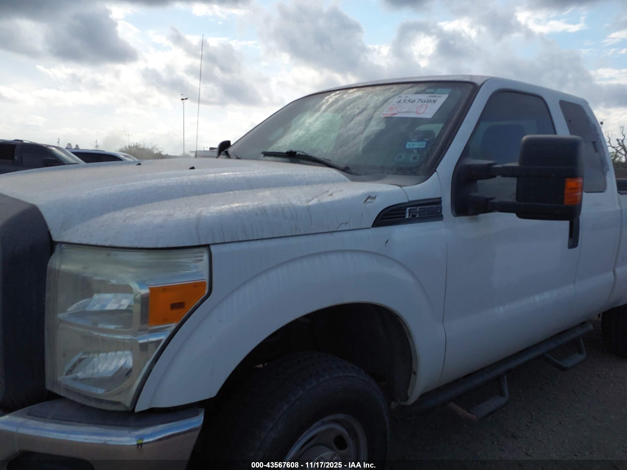 FORD F-250 image 6