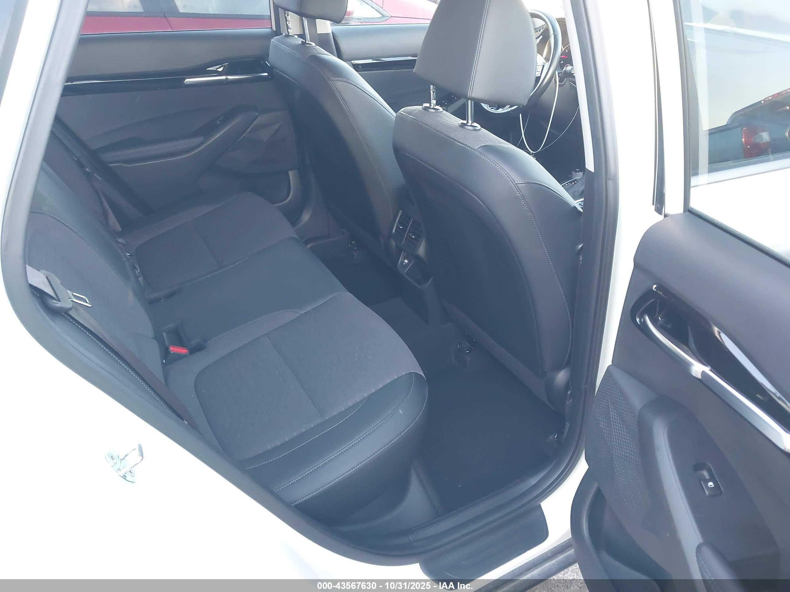 KIA SELTOS image 8