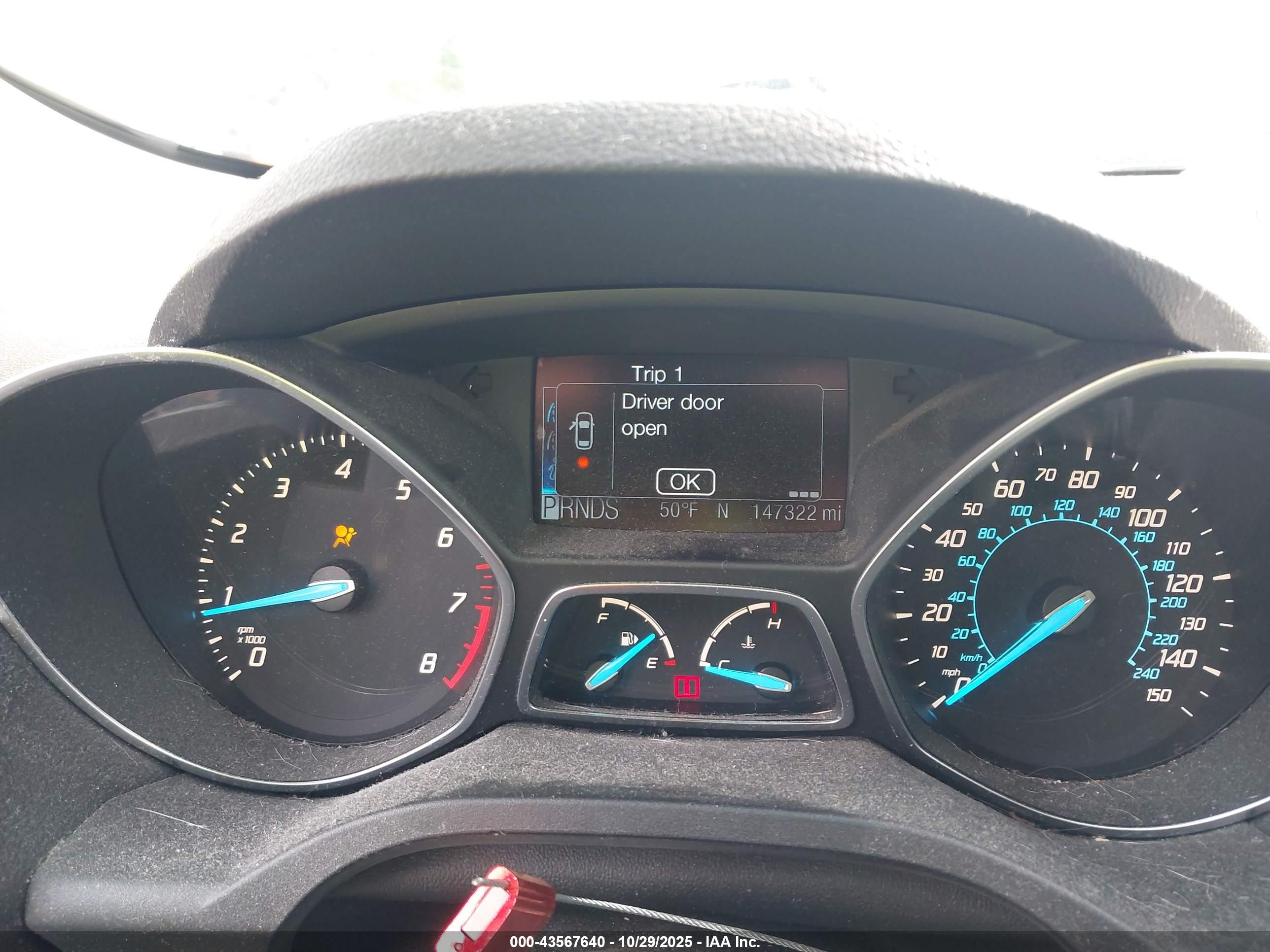 FORD ESCAPE image 7