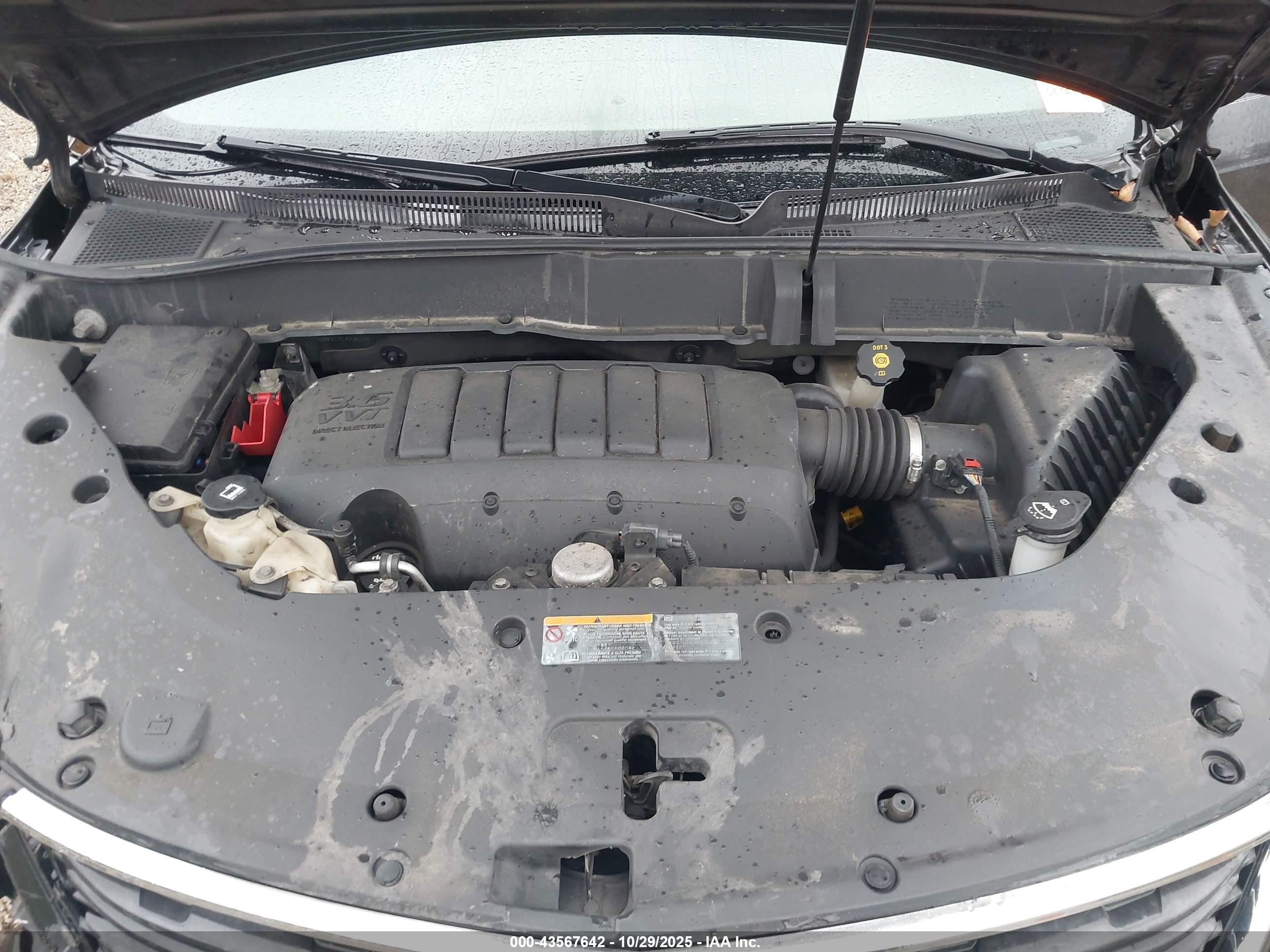 CHEVROLET TRAVERSE image 10