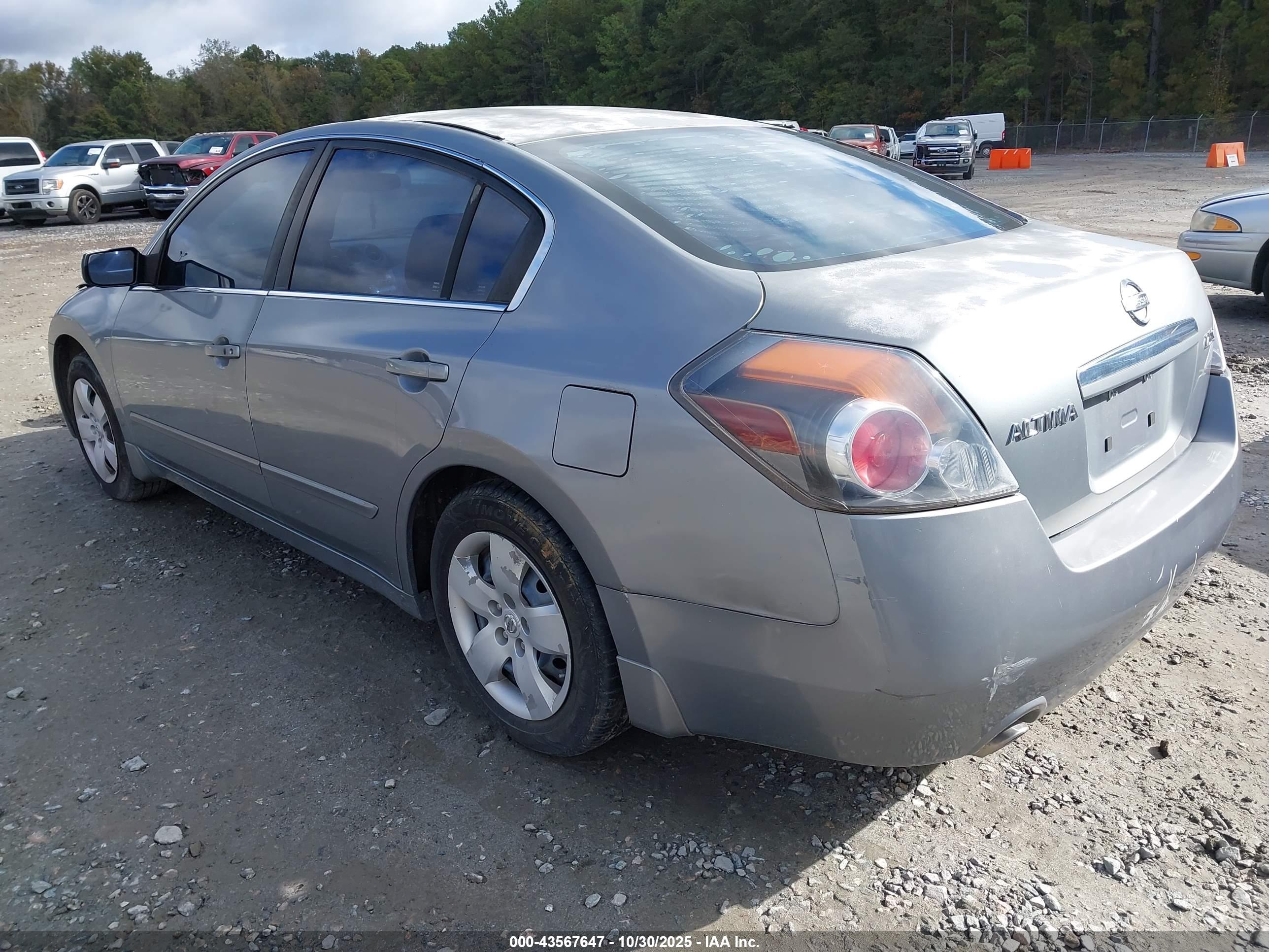 NISSAN ALTIMA image 3