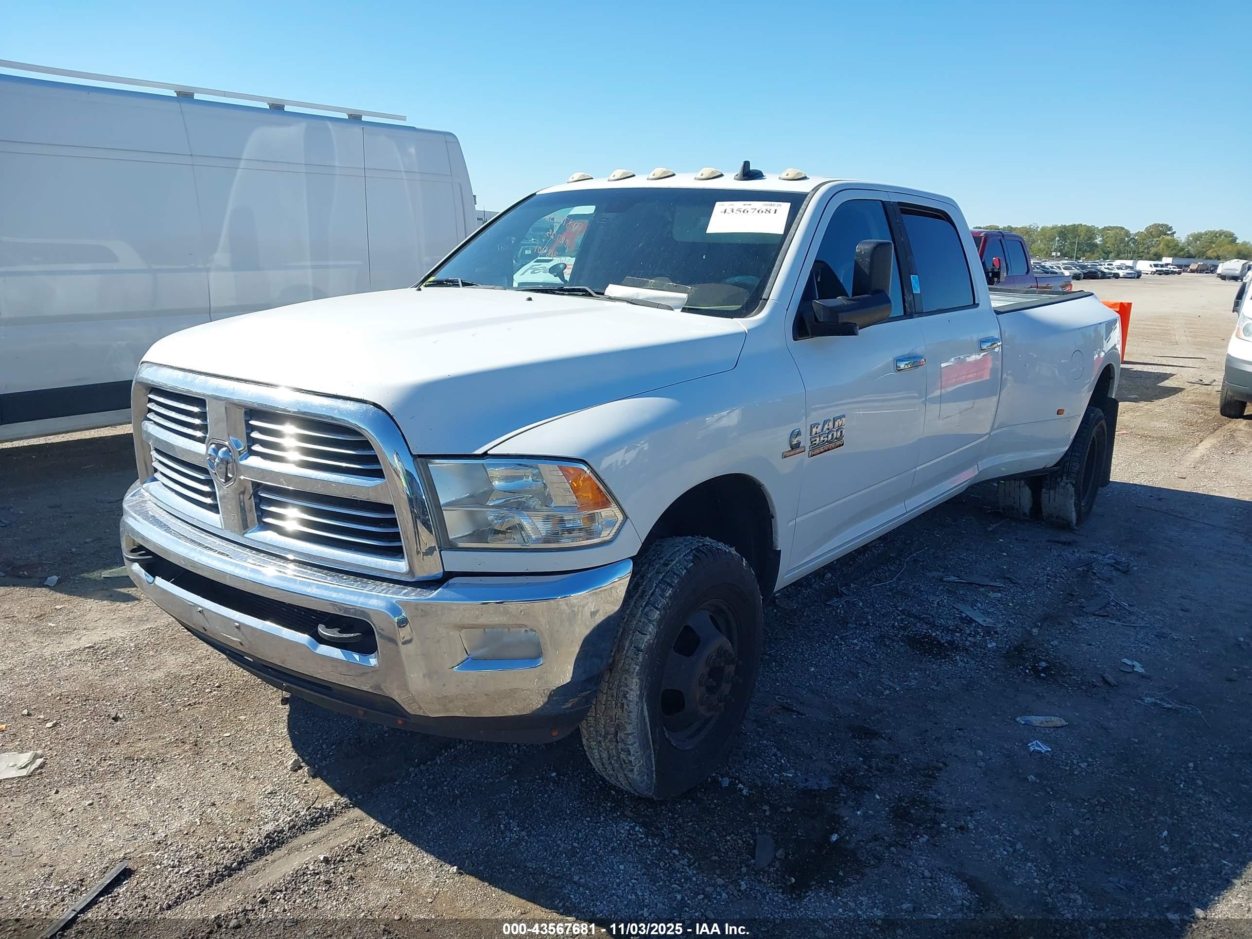 RAM 3500 image 2