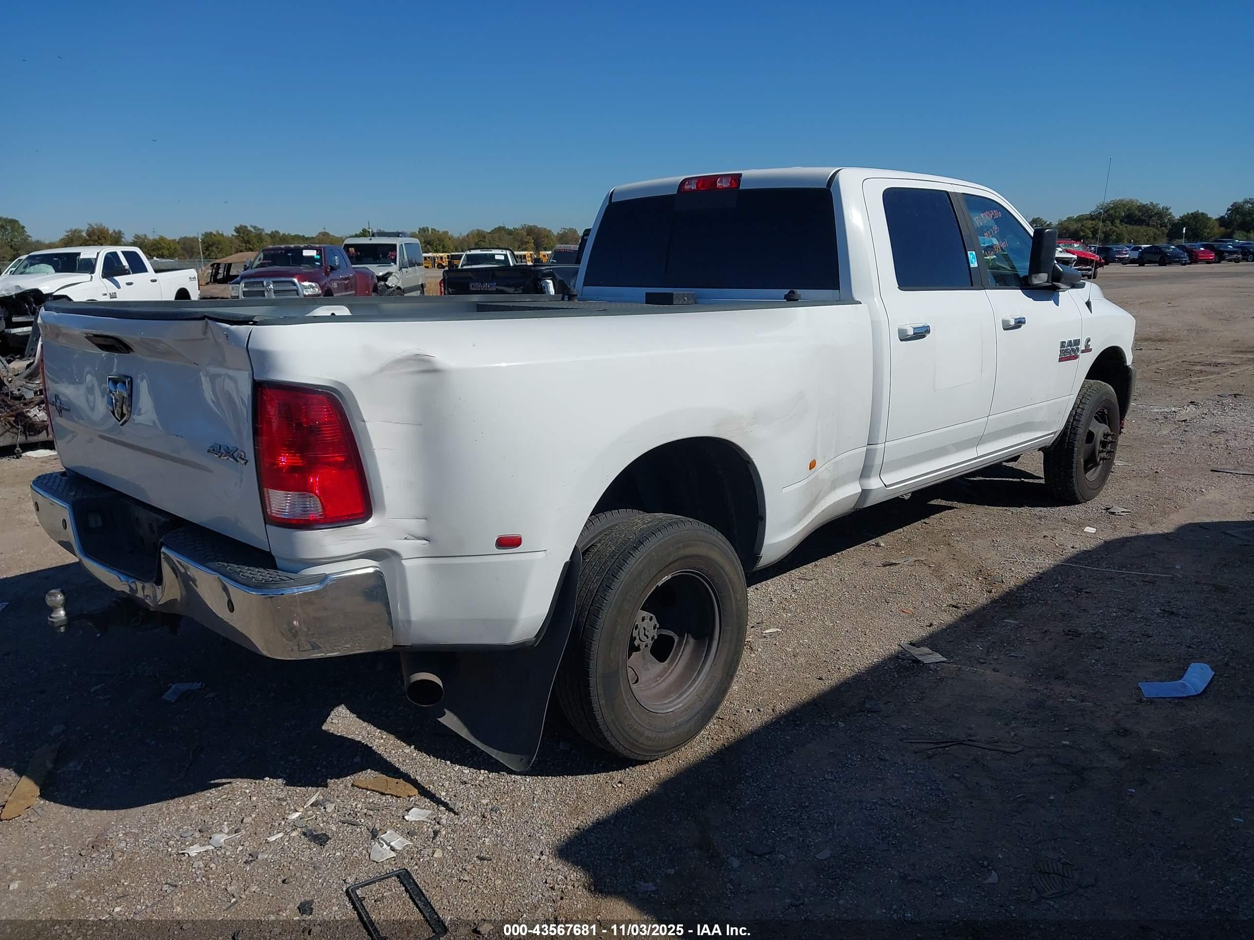 RAM 3500 image 4