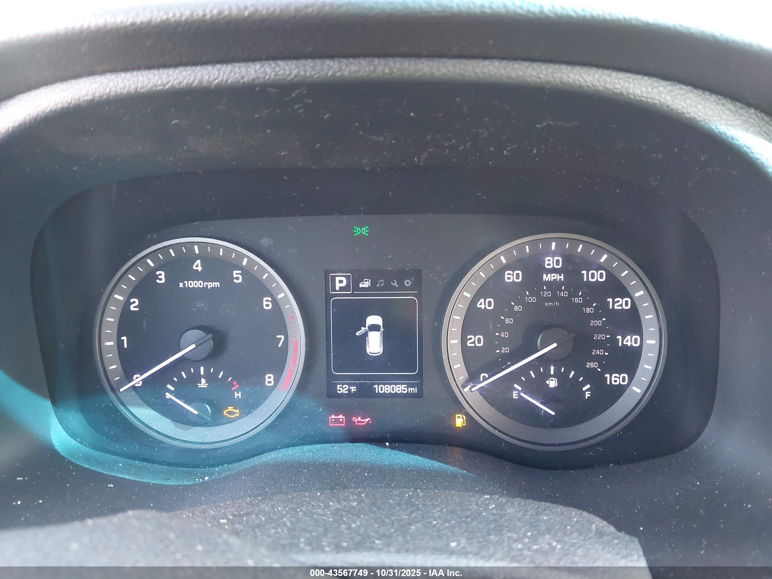 HYUNDAI TUCSON image 7