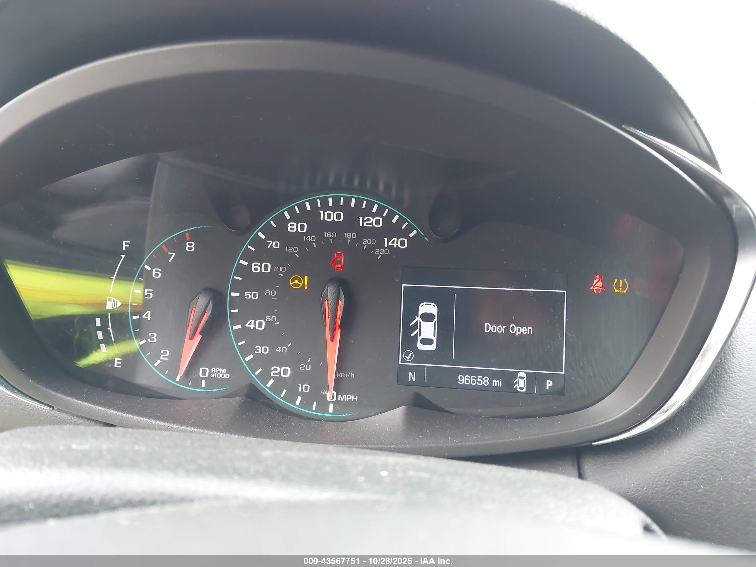 CHEVROLET TRAX image 7
