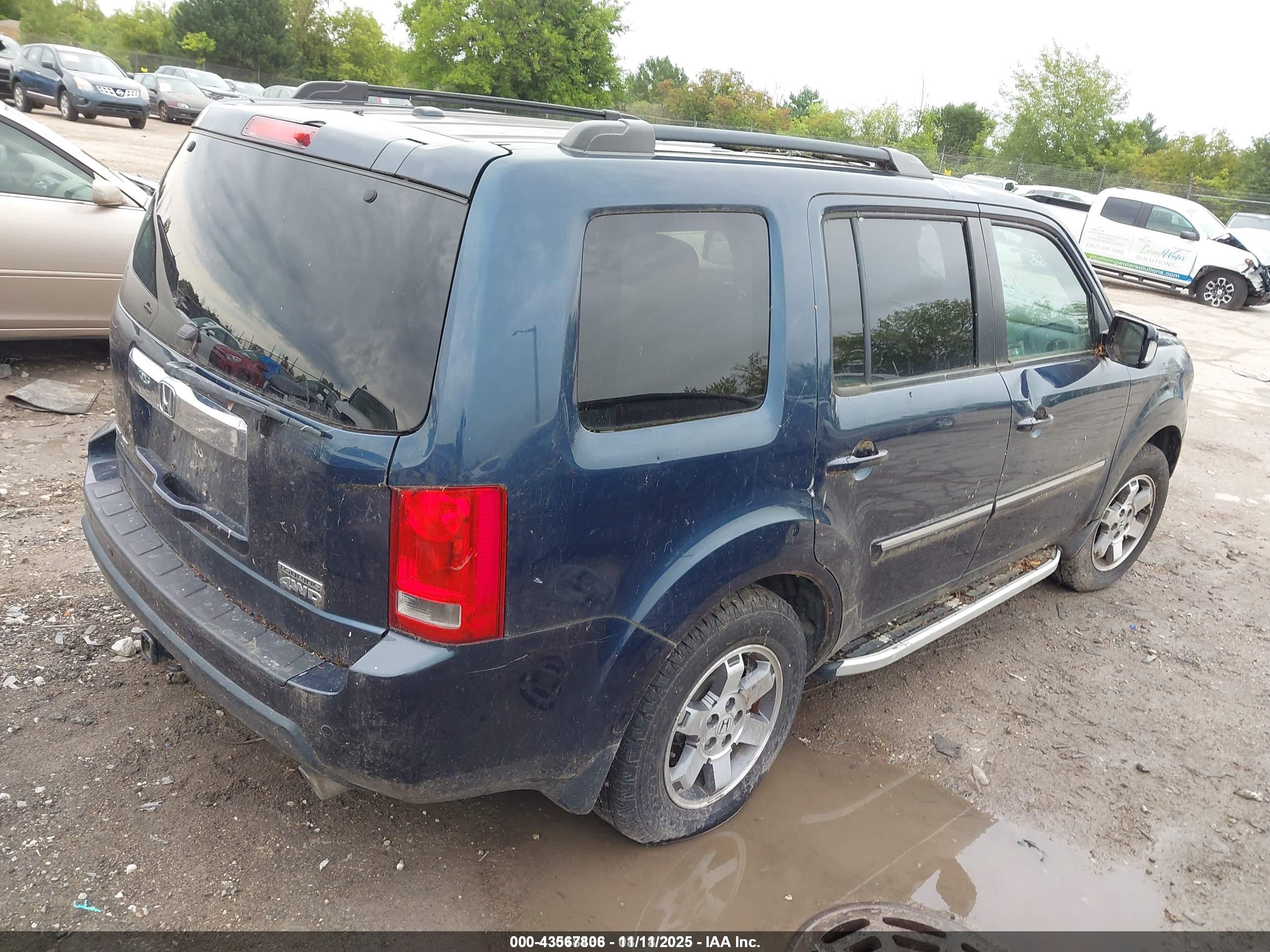HONDA PILOT image 4