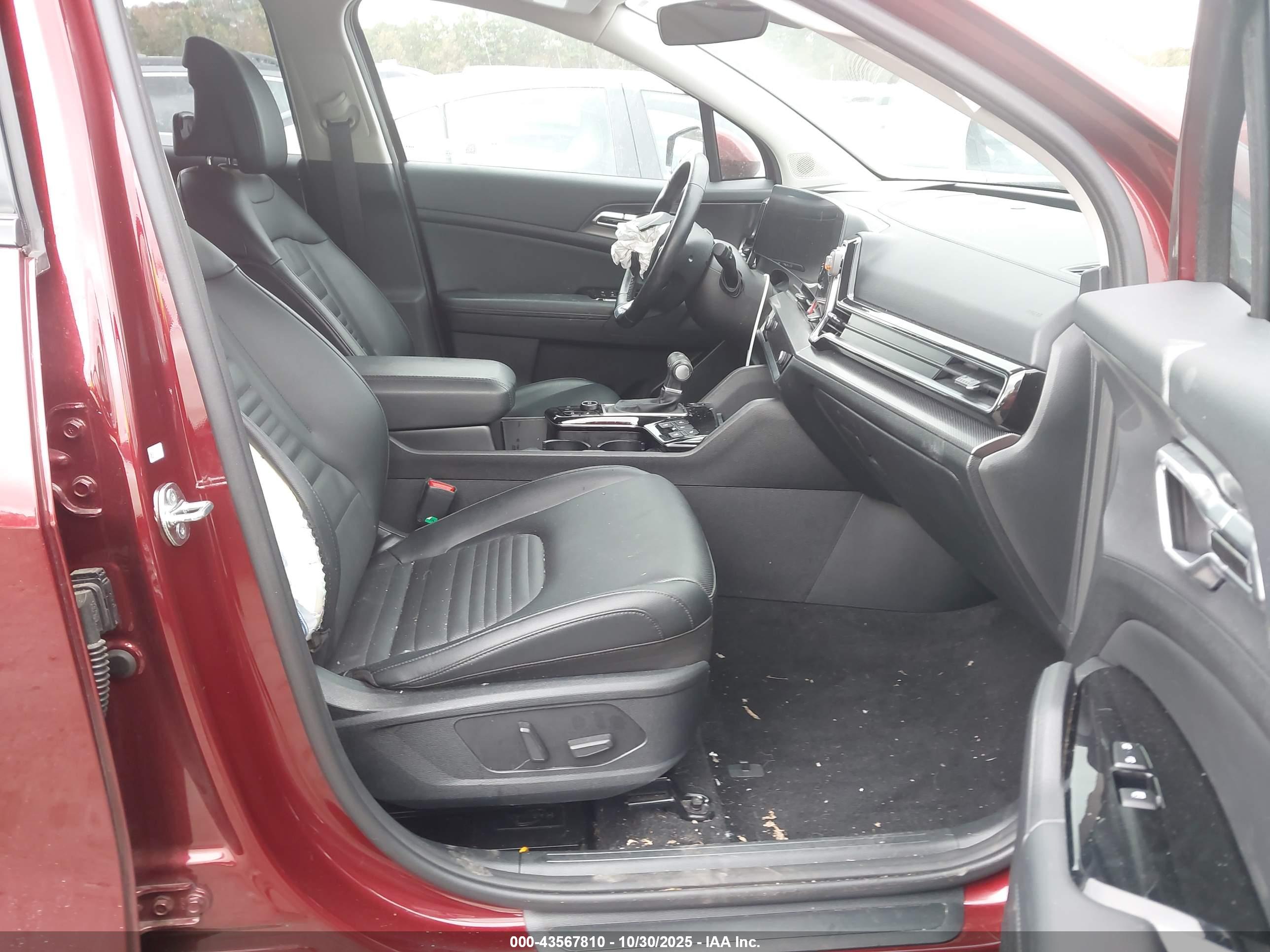 KIA SPORTAGE image 5