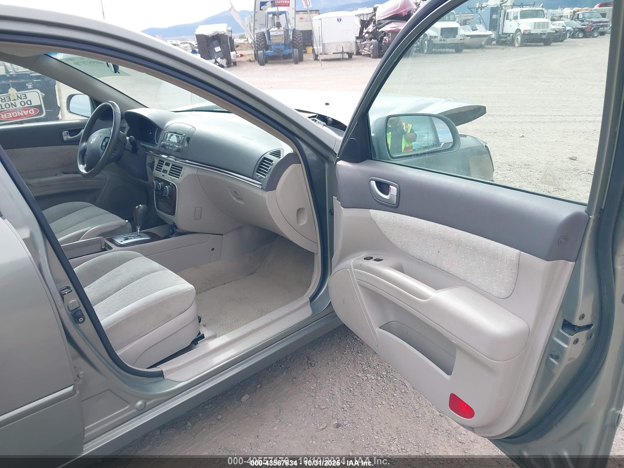 HYUNDAI SONATA image 5