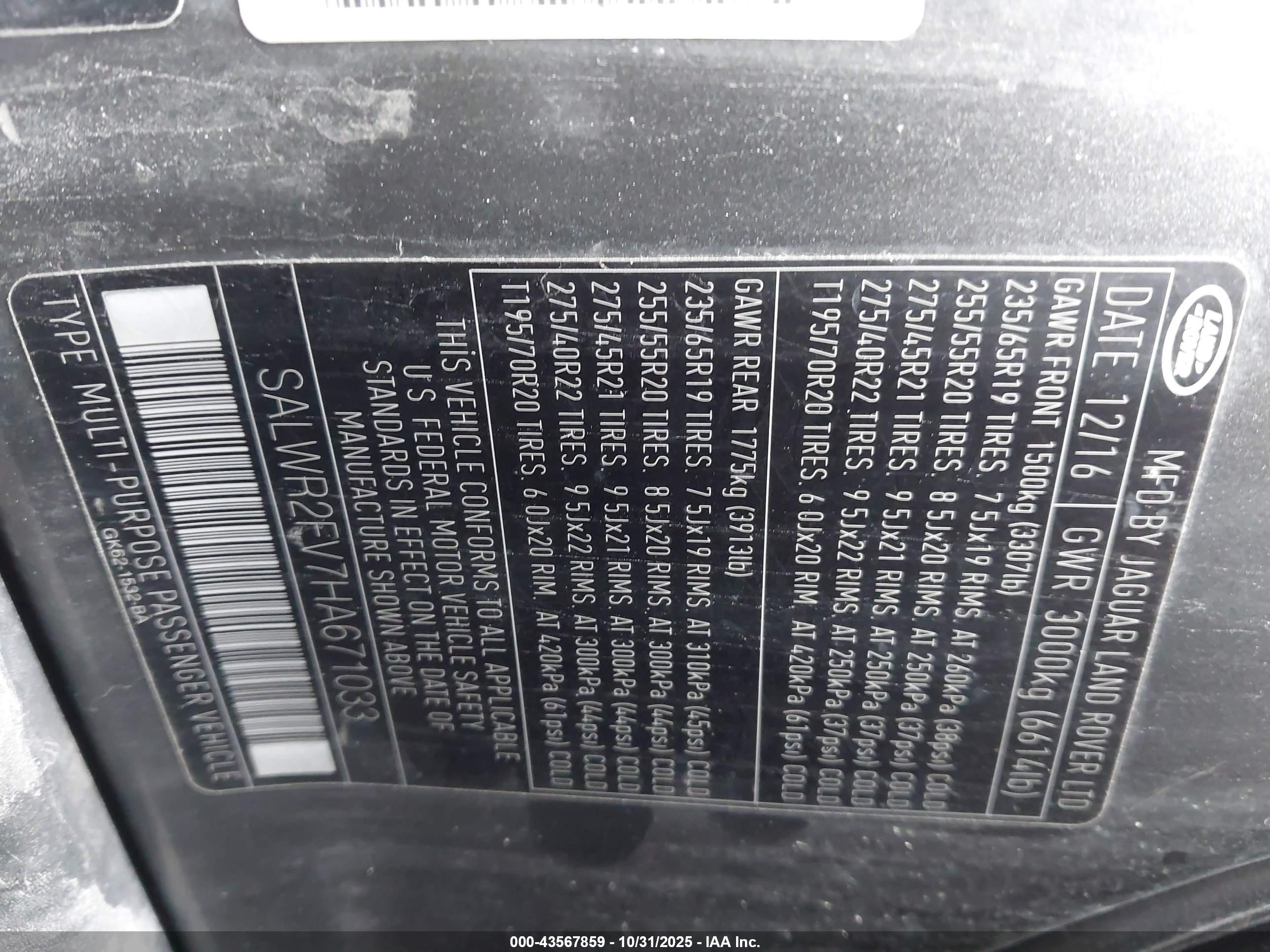 LAND ROVER image 9