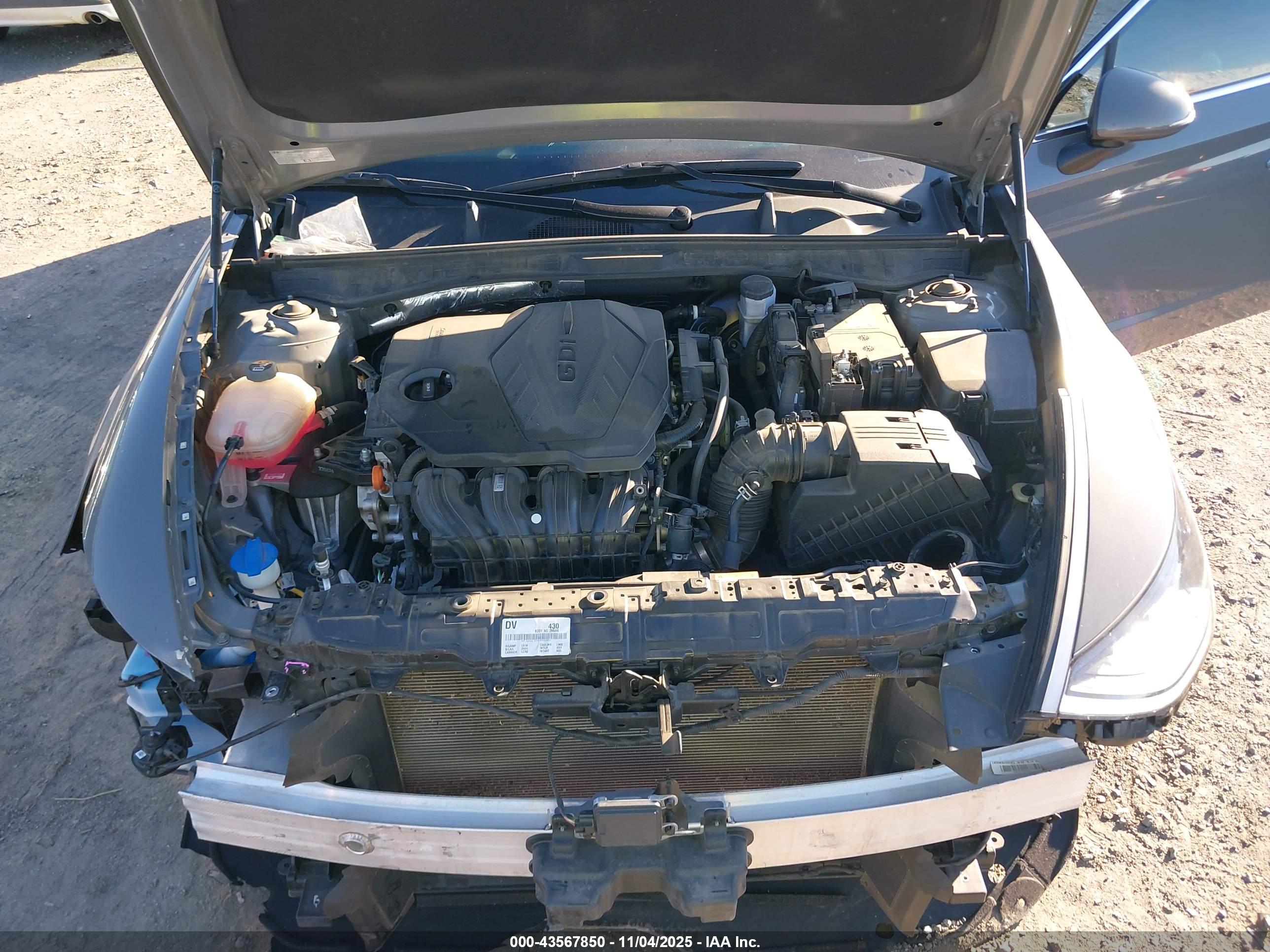 HYUNDAI SONATA image 10