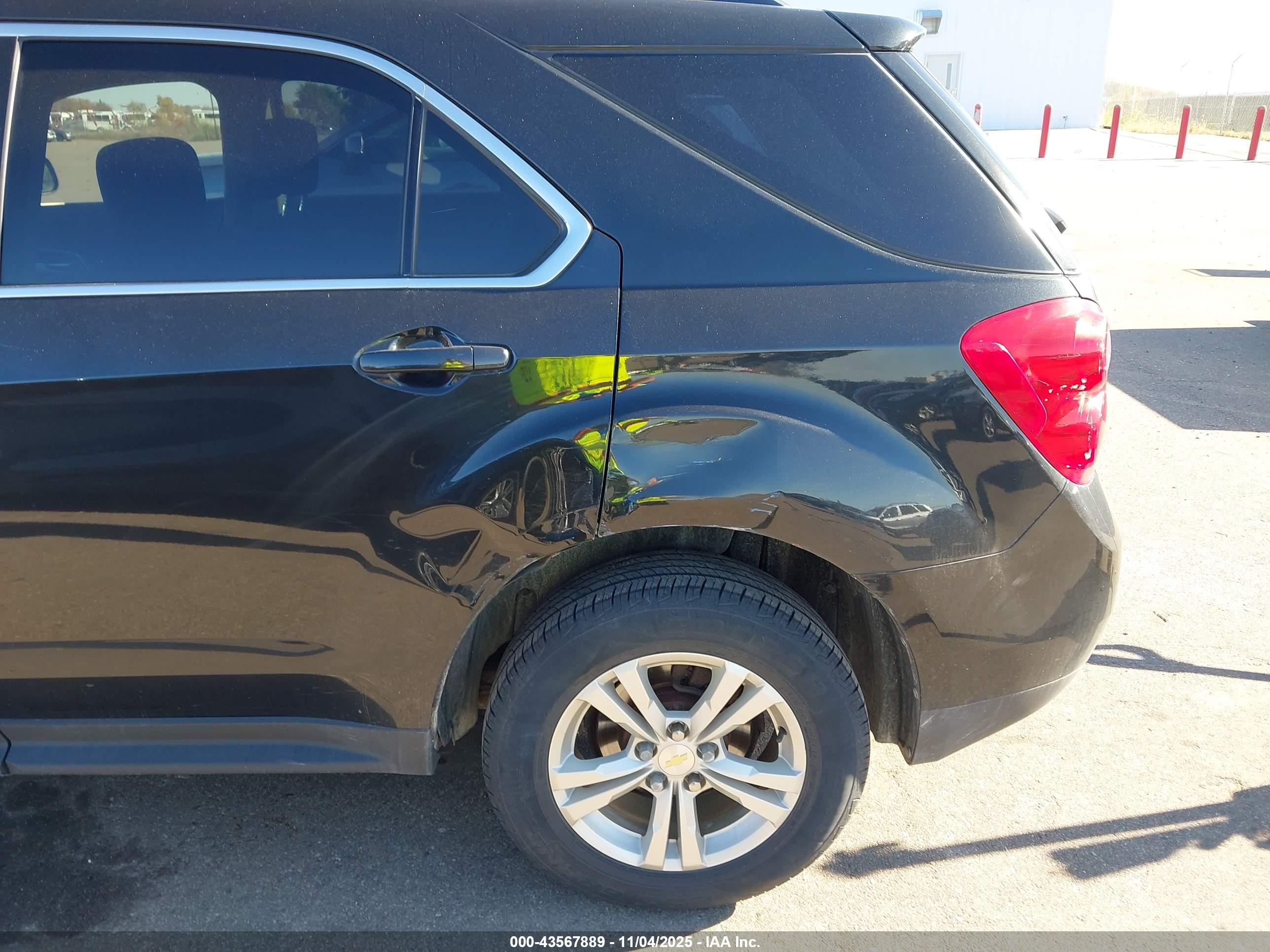 CHEVROLET EQUINOX image 6
