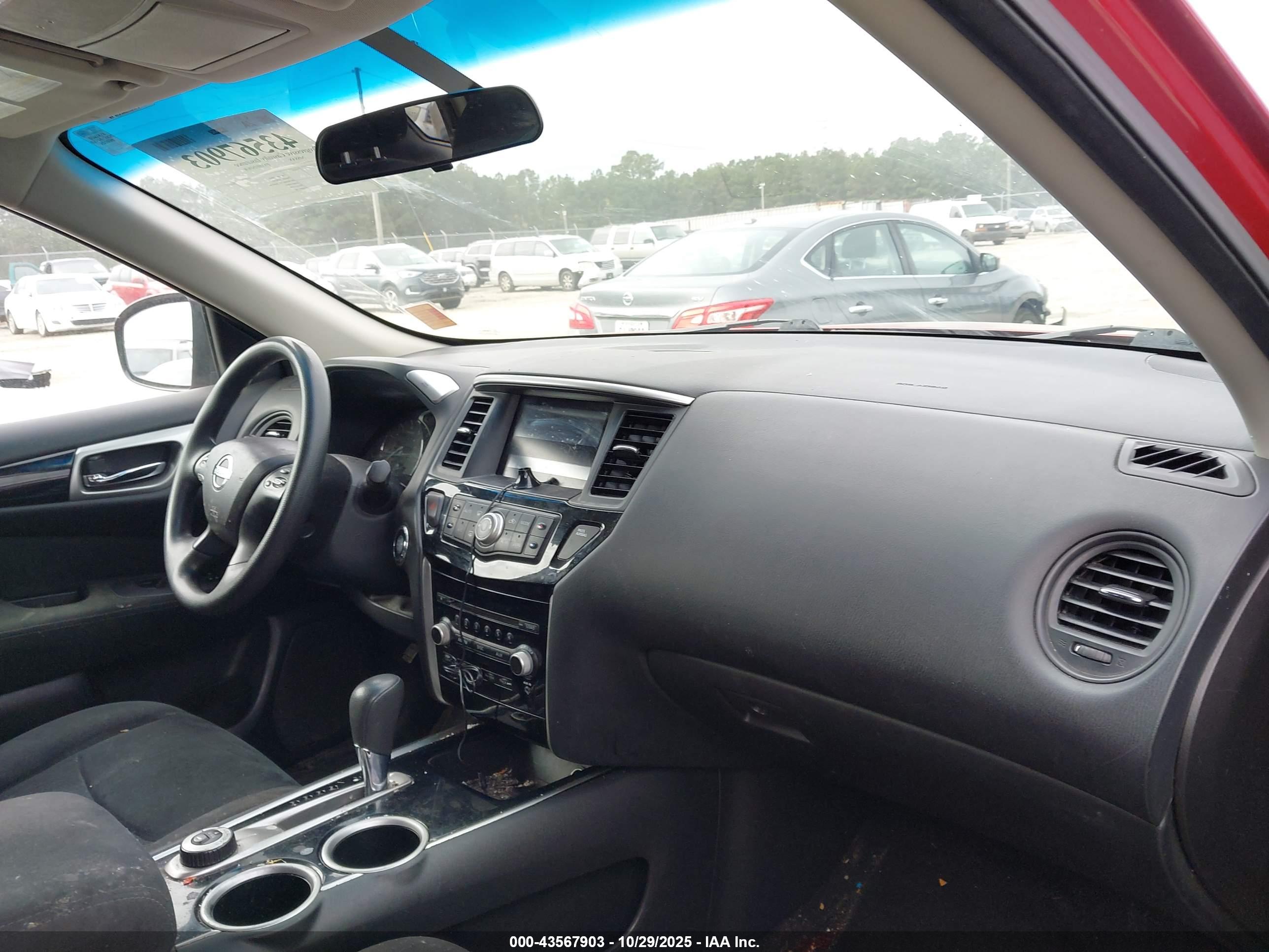 NISSAN PATHFINDER image 5