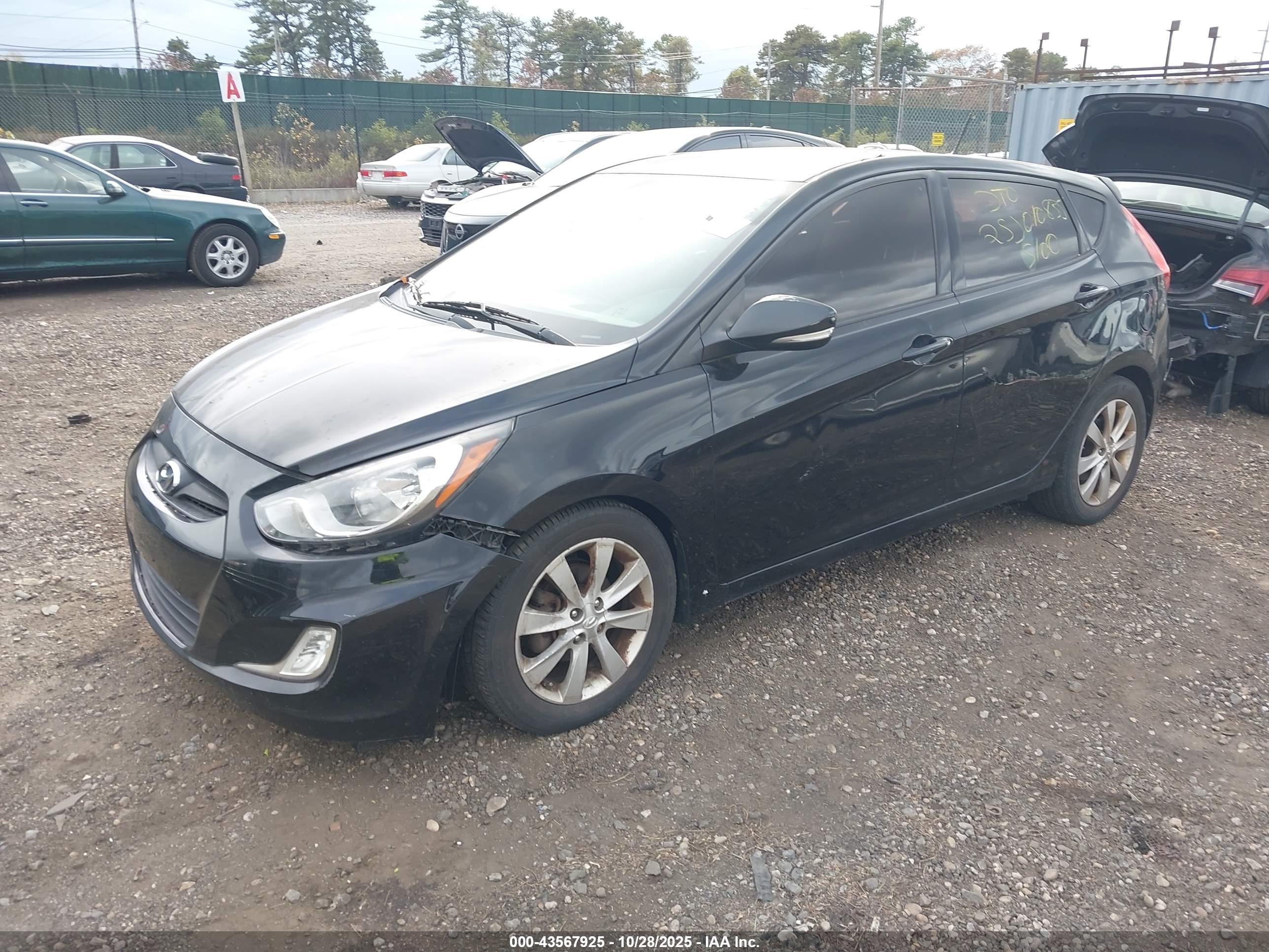 HYUNDAI ACCENT image 2