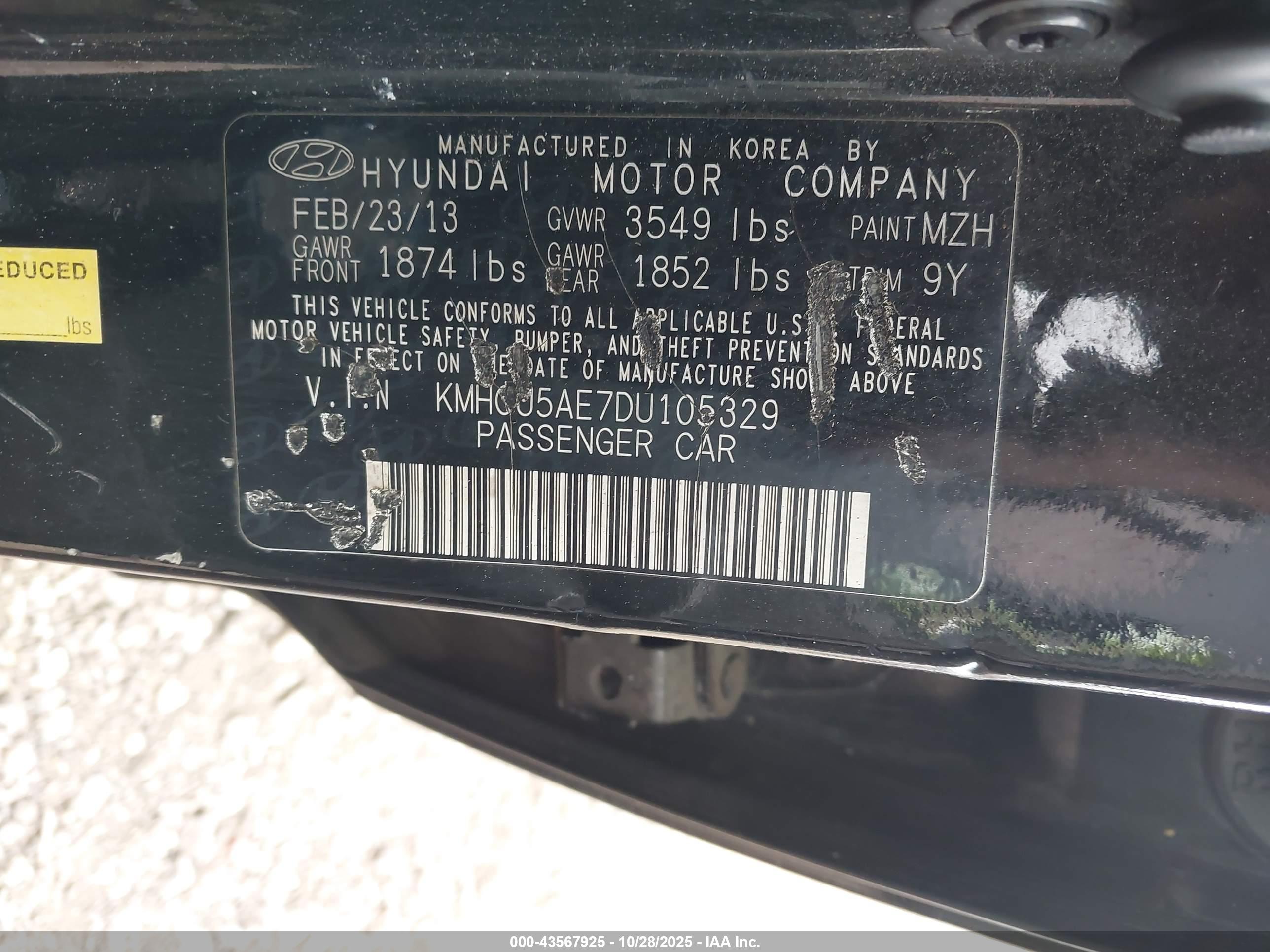 HYUNDAI ACCENT image 9