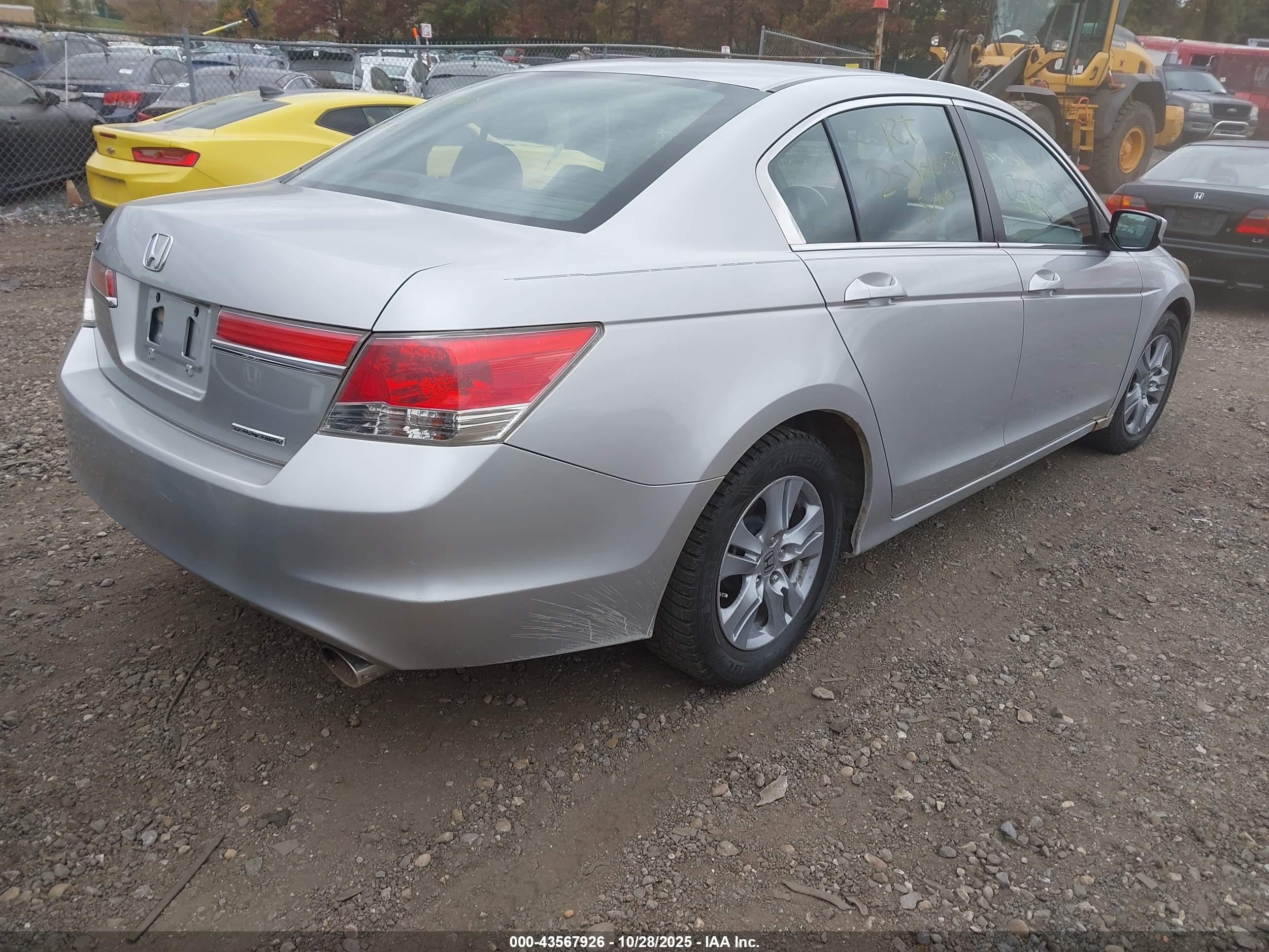 HONDA ACCORD image 4