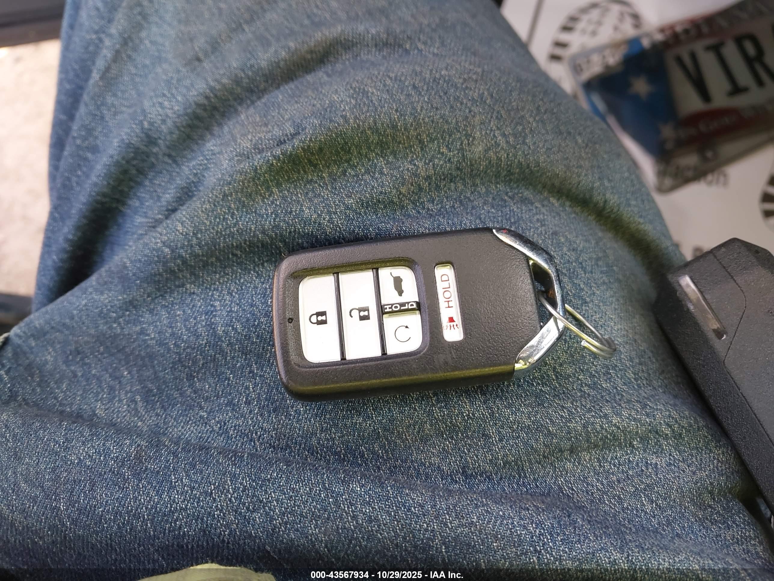 HONDA CR-V image 11