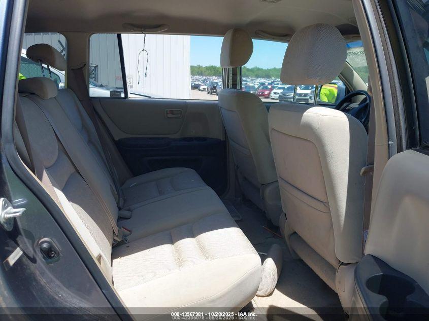 TOYOTA HIGHLANDER image 8