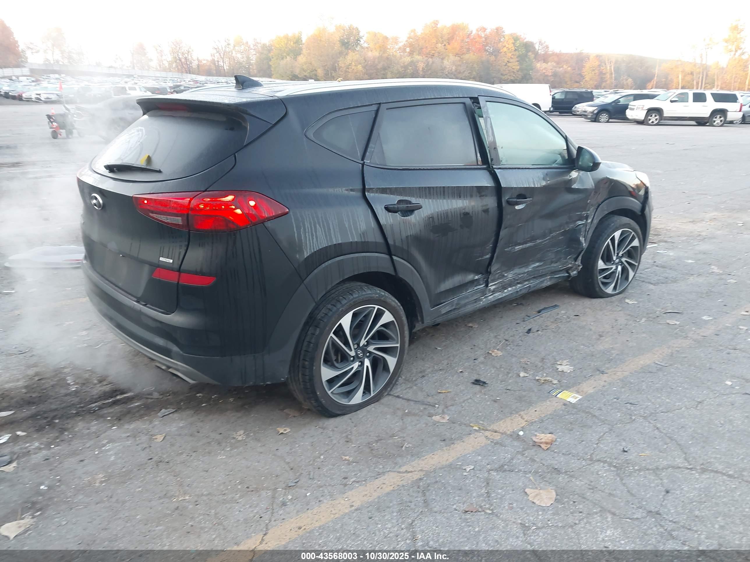 HYUNDAI TUCSON image 4