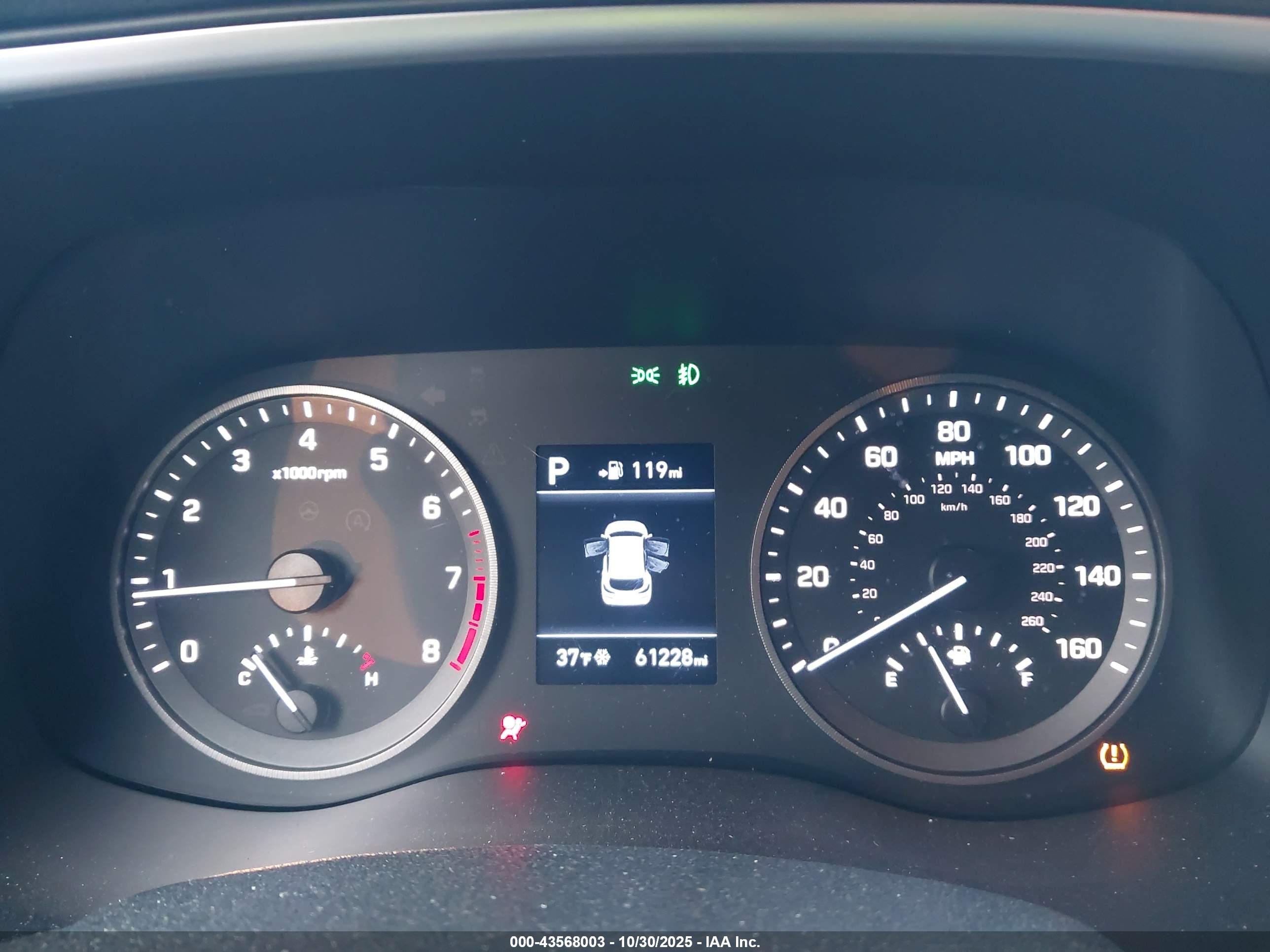 HYUNDAI TUCSON image 7