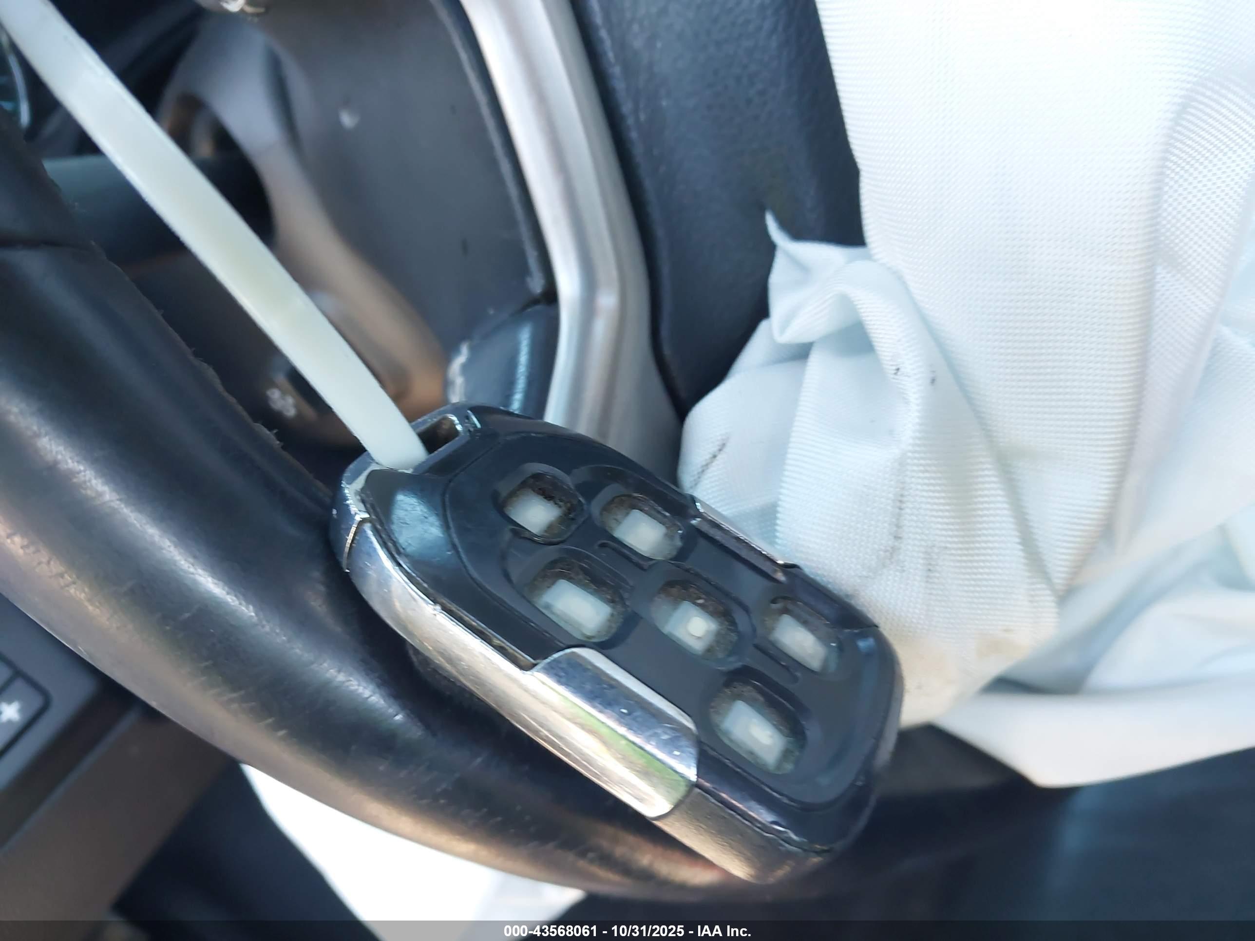 GMC YUKON image 11