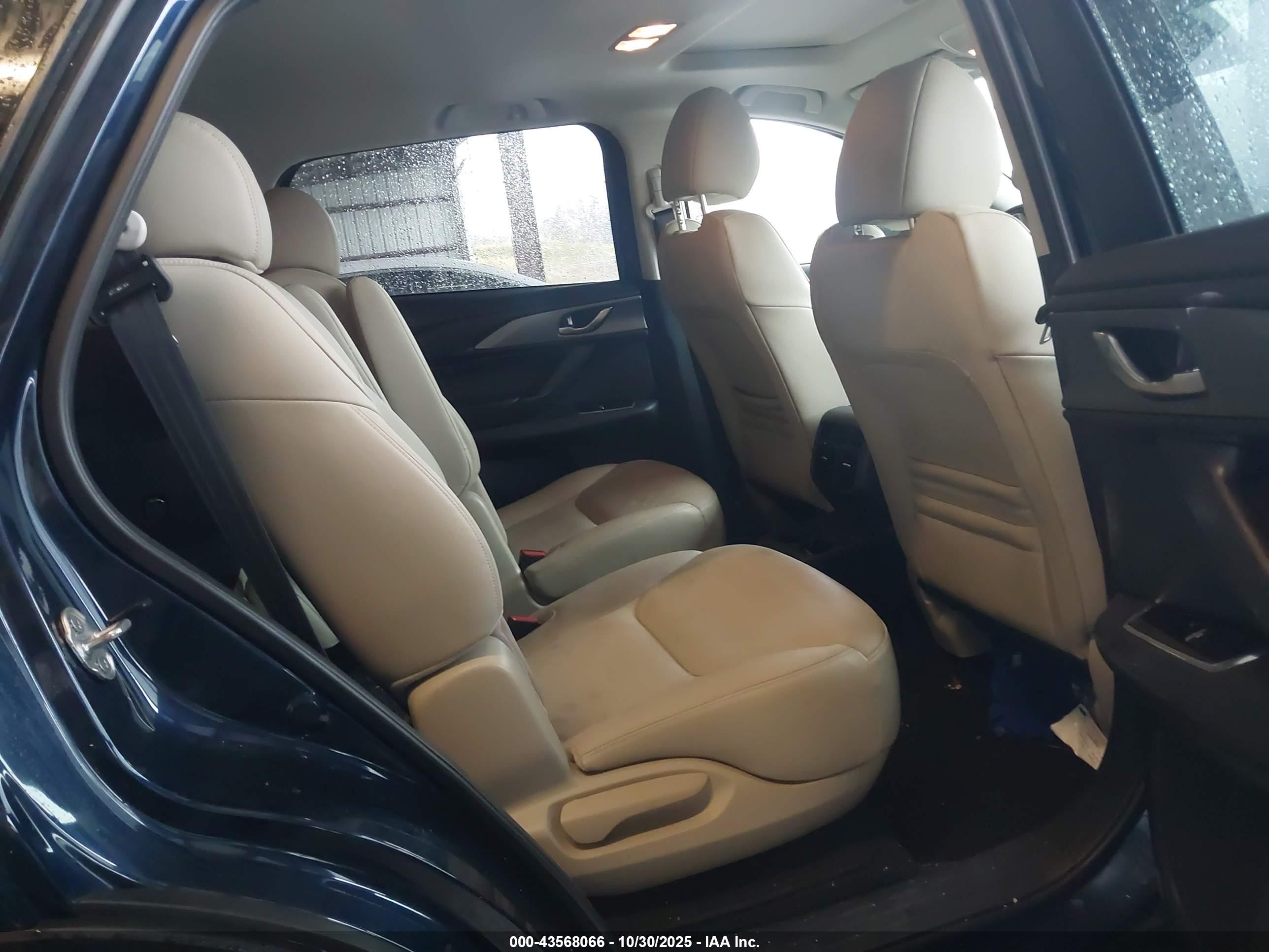 MAZDA CX-9 image 8