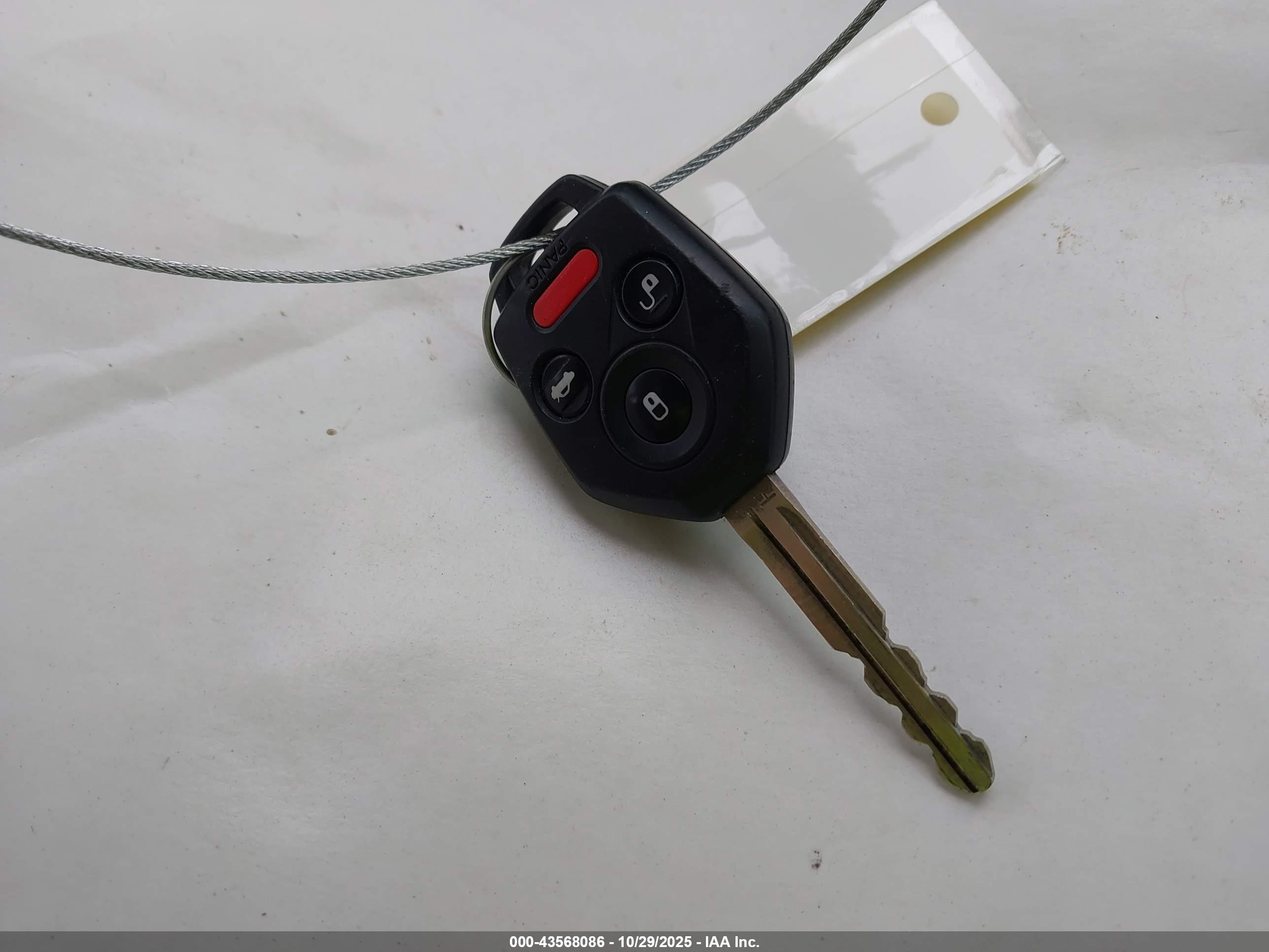 SUBARU OUTBACK image 11