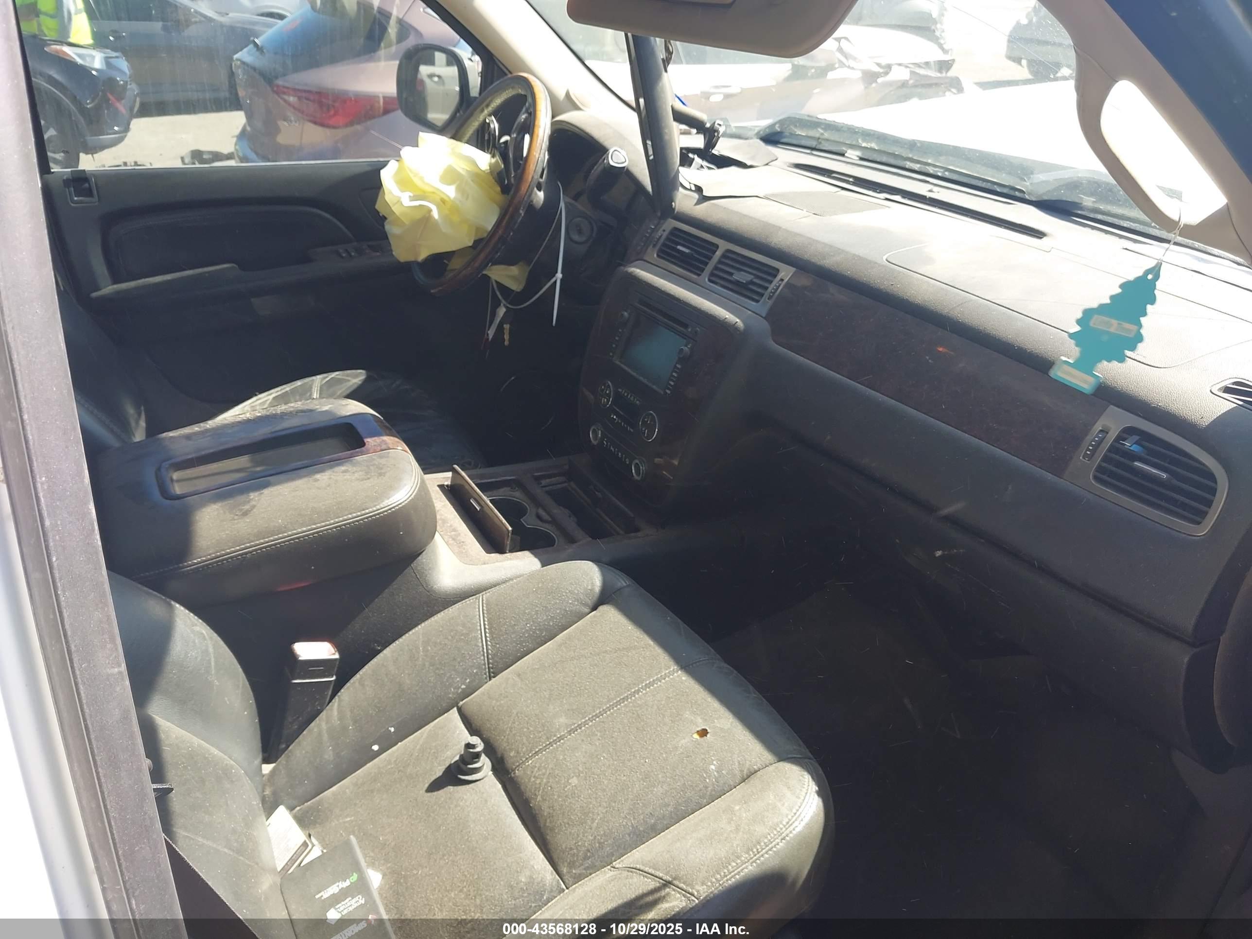 GMC SIERRA image 5