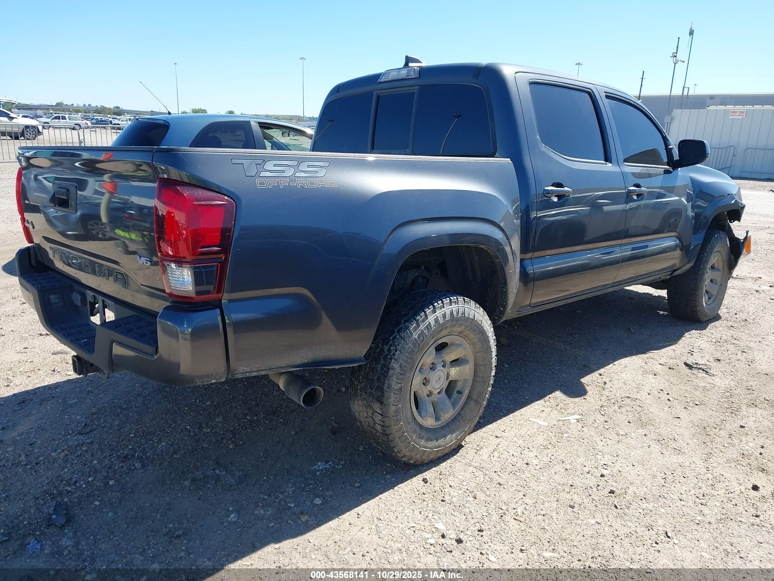 TOYOTA TACOMA image 4