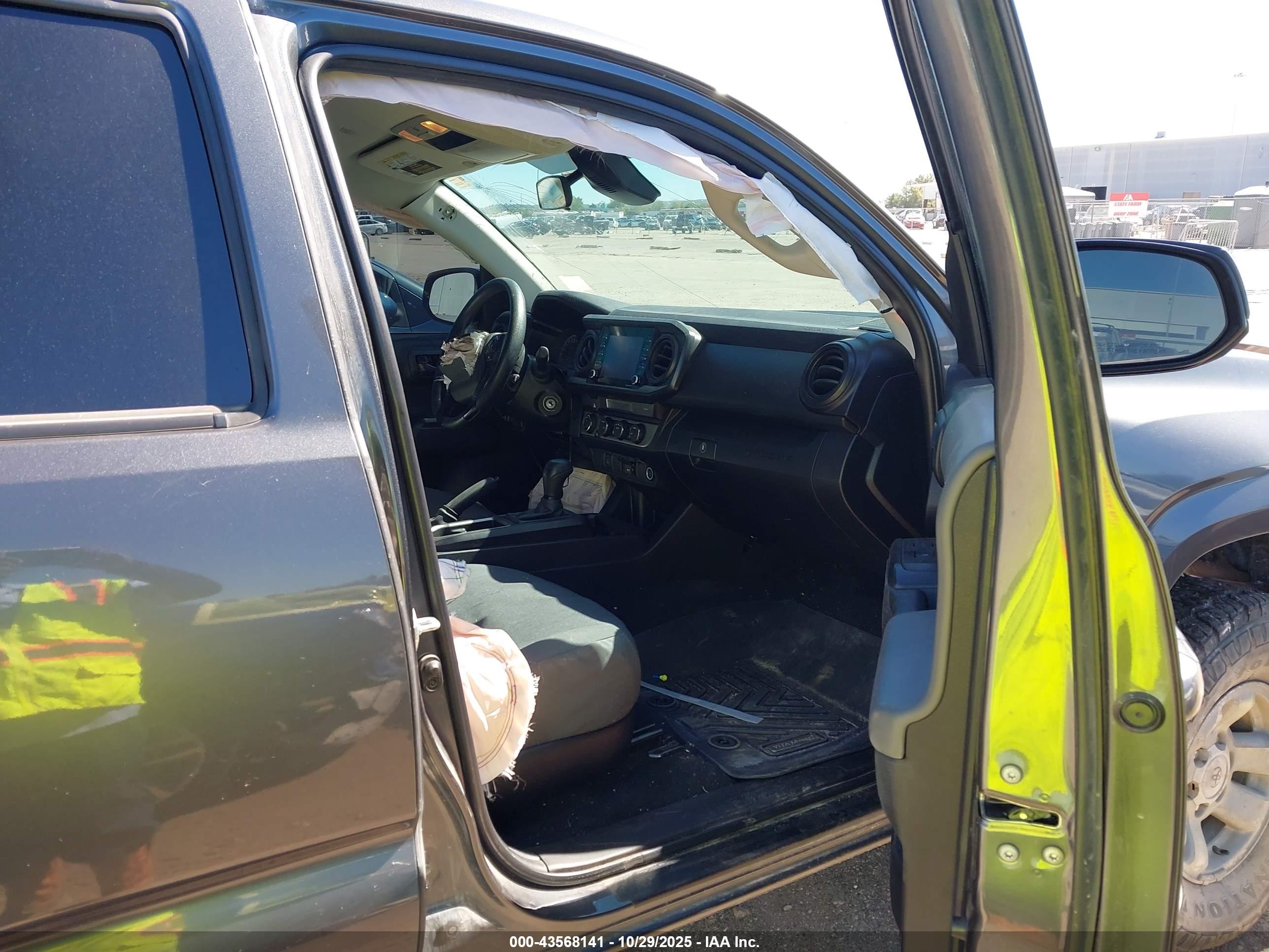 TOYOTA TACOMA image 5