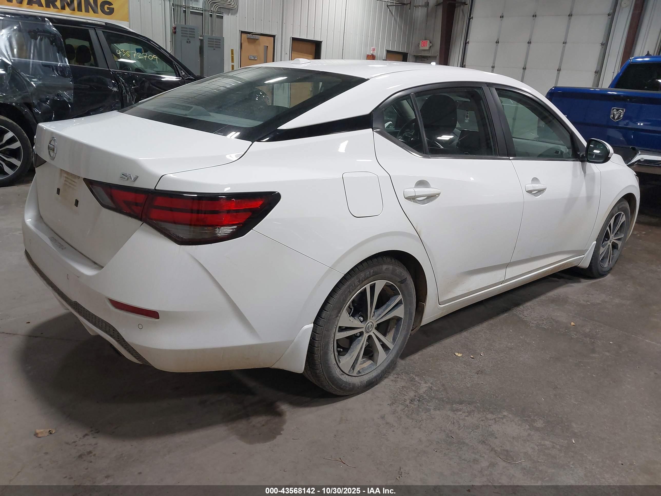 NISSAN SENTRA image 4