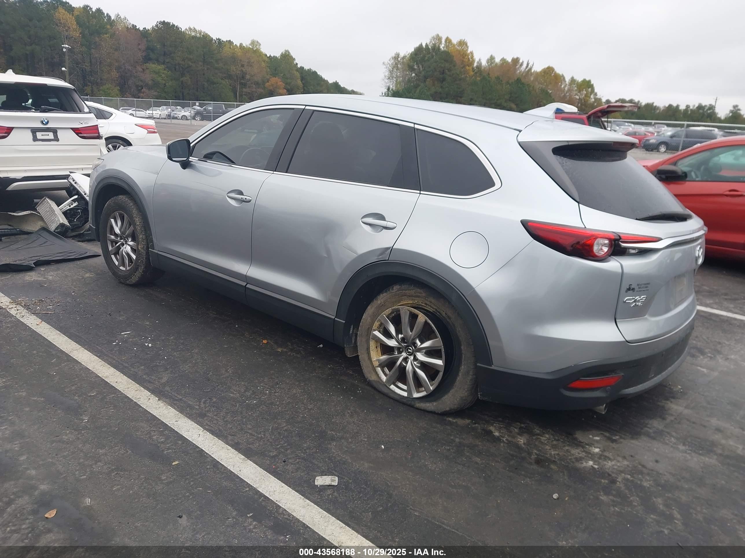 MAZDA CX-9 image 3