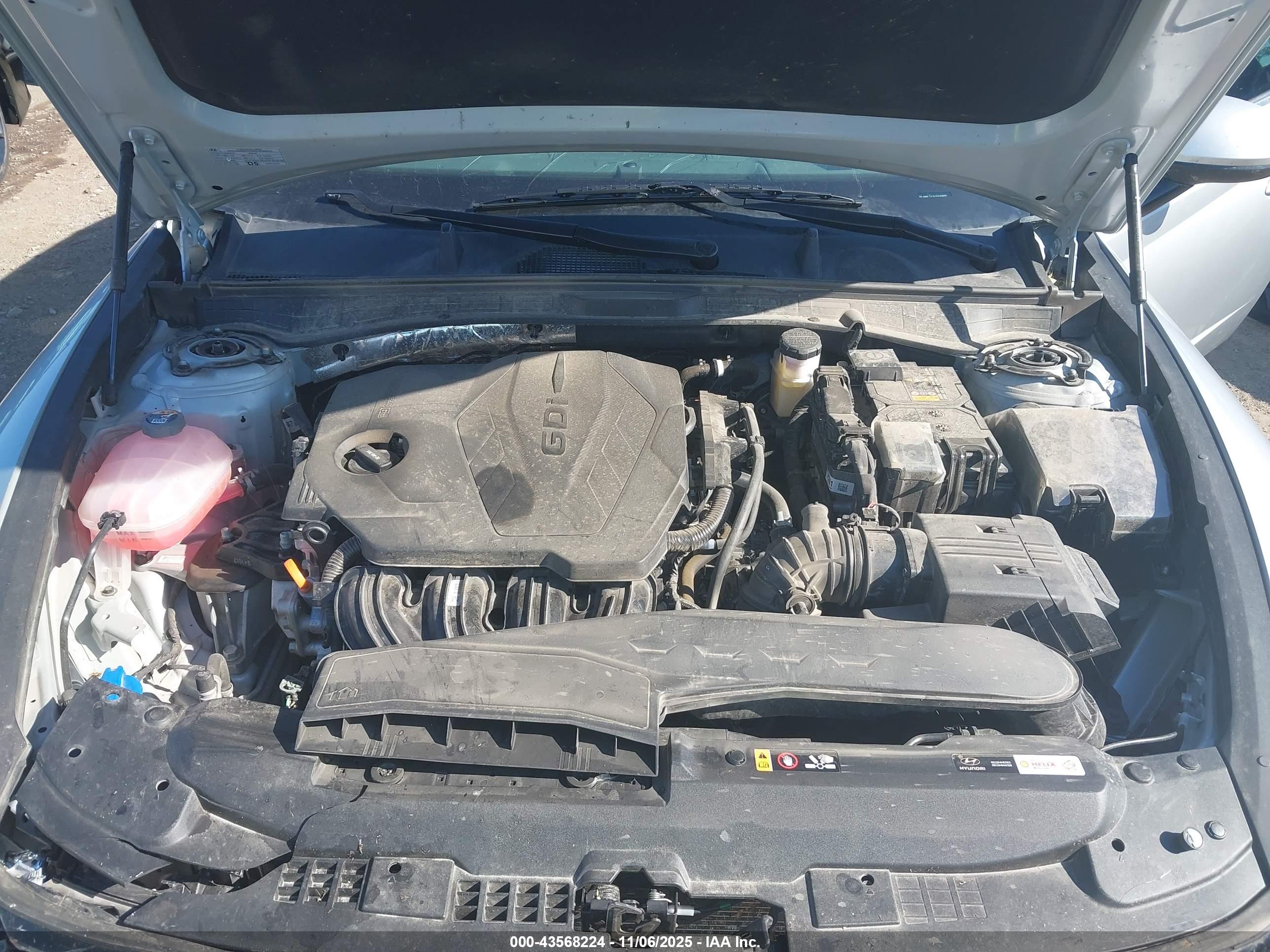 HYUNDAI SONATA image 10