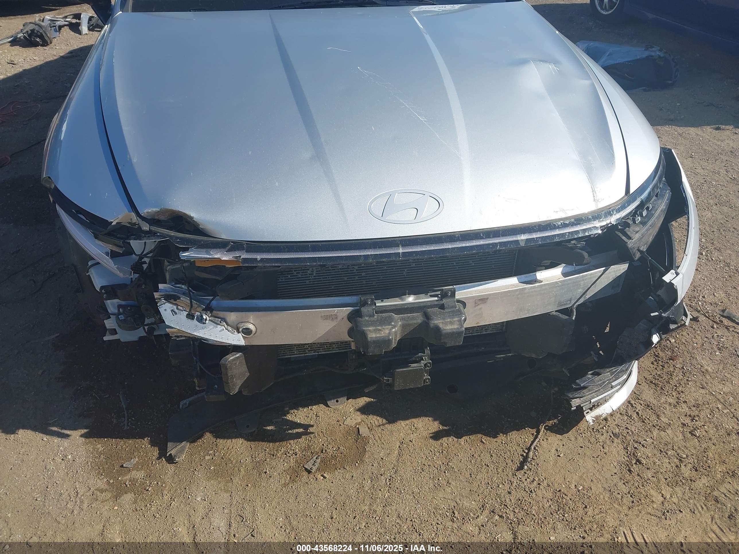 HYUNDAI SONATA image 6