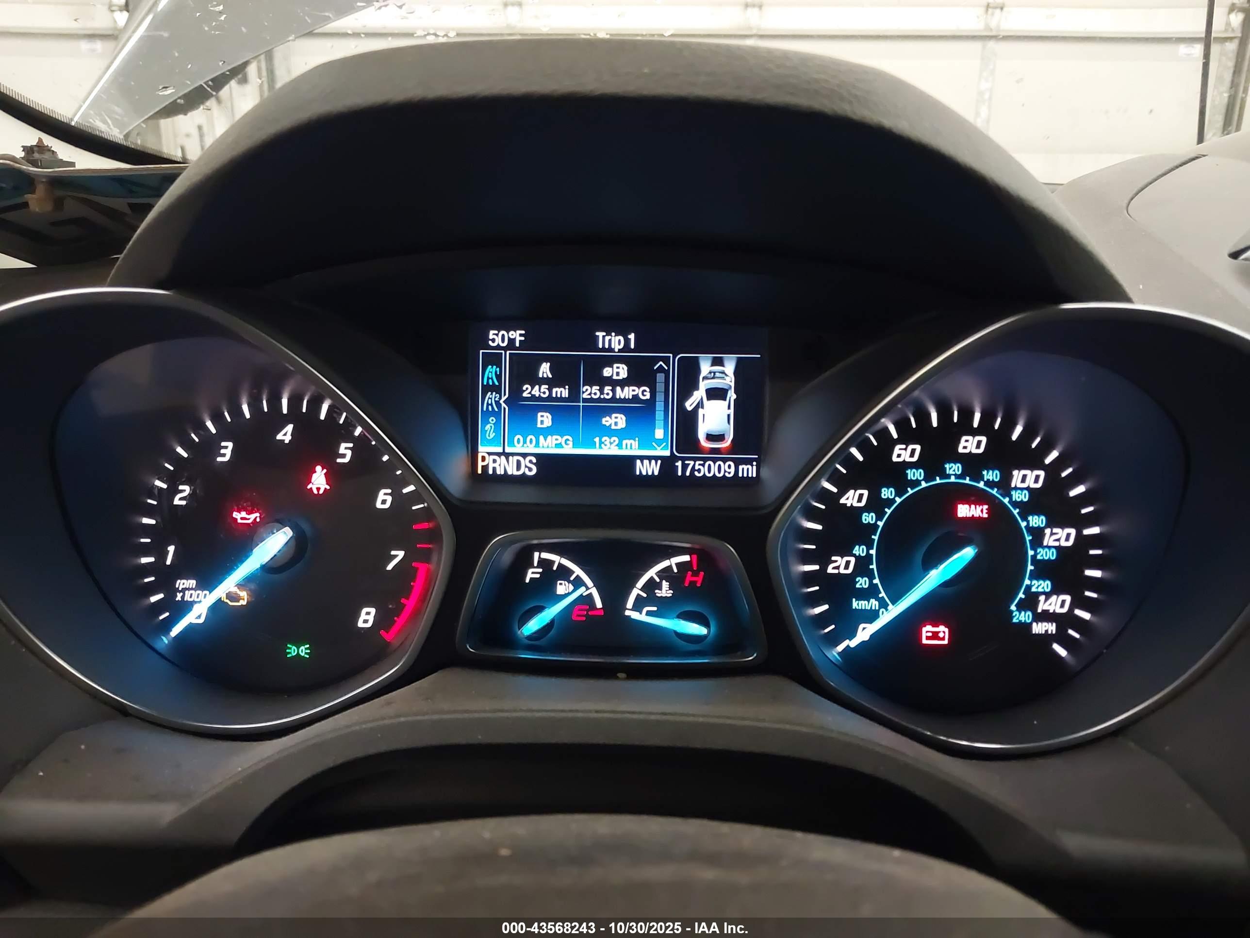 FORD ESCAPE image 7