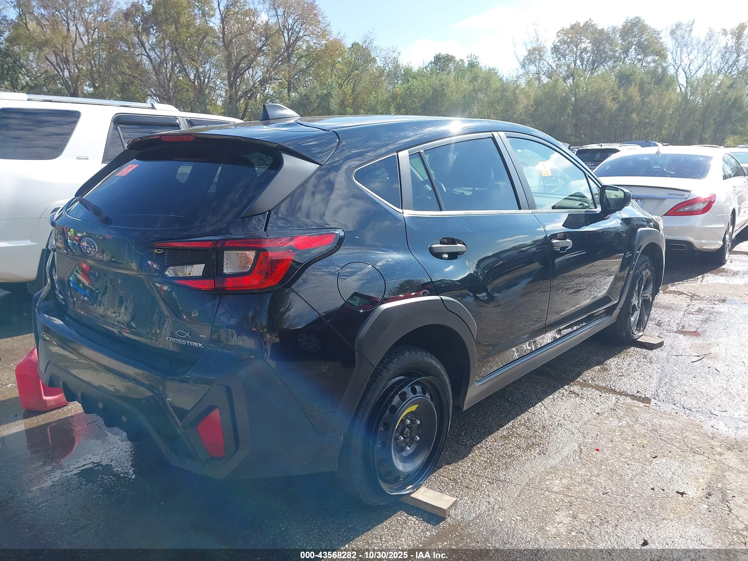 SUBARU CROSSTREK image 4