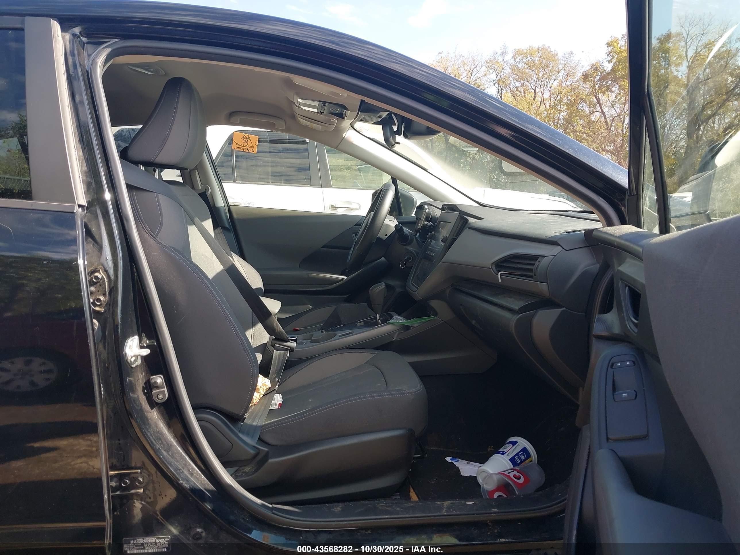 SUBARU CROSSTREK image 5