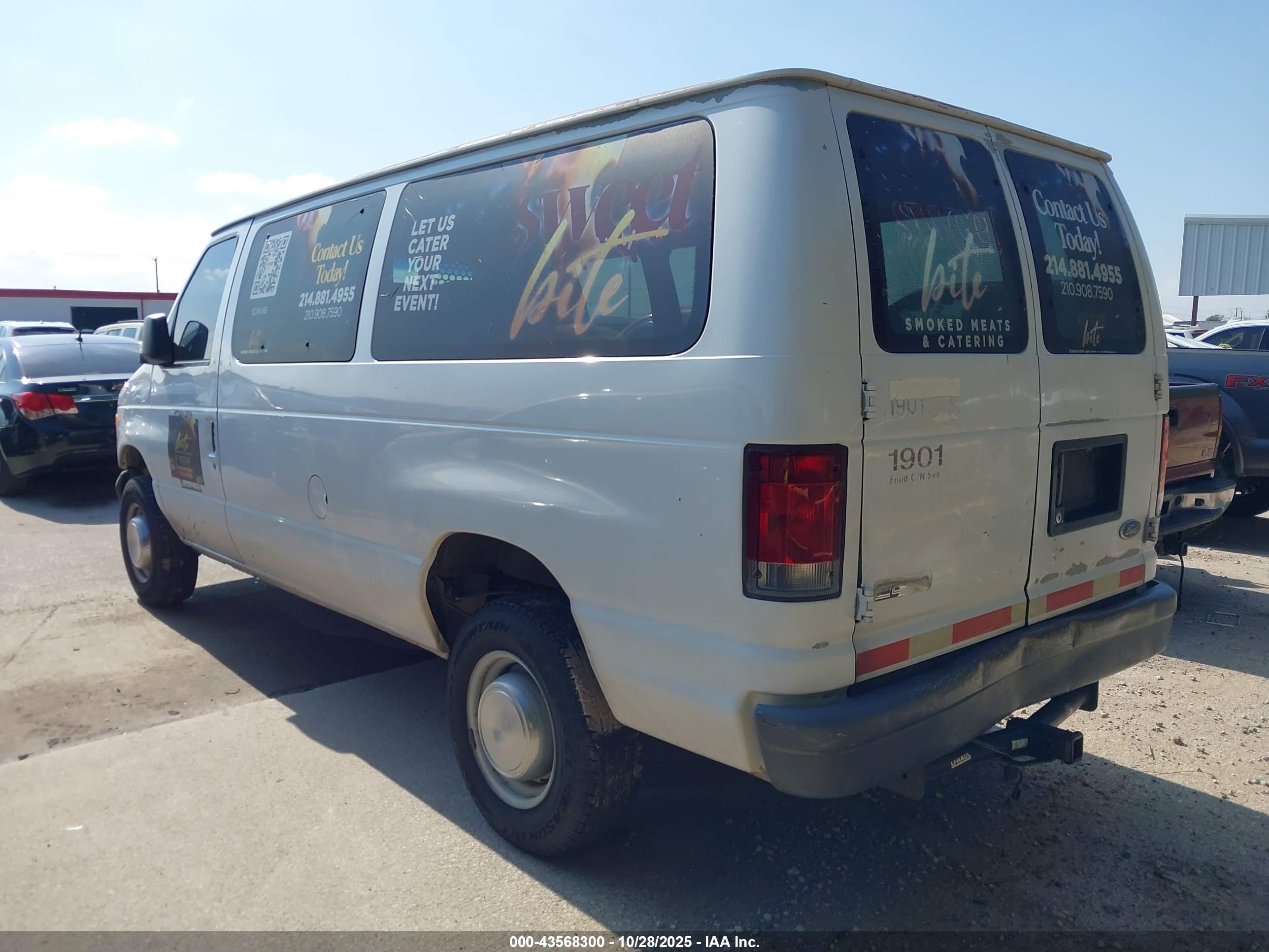 FORD E-250 image 3