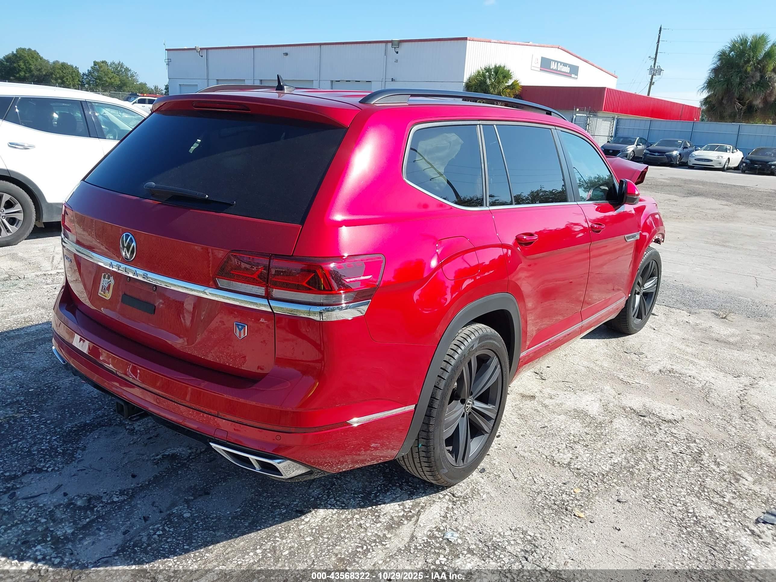 VOLKSWAGEN ATLAS image 4