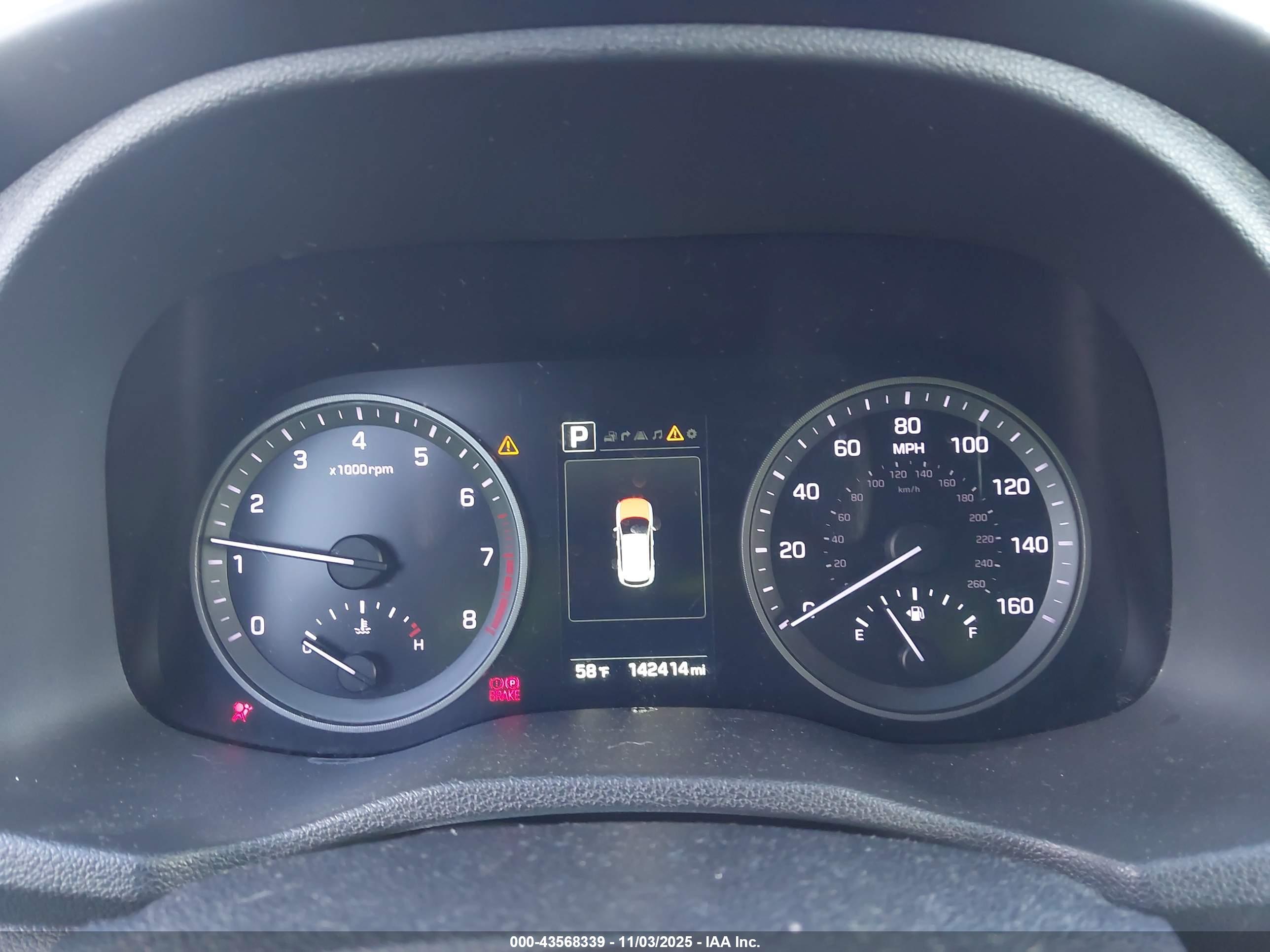 HYUNDAI TUCSON image 7