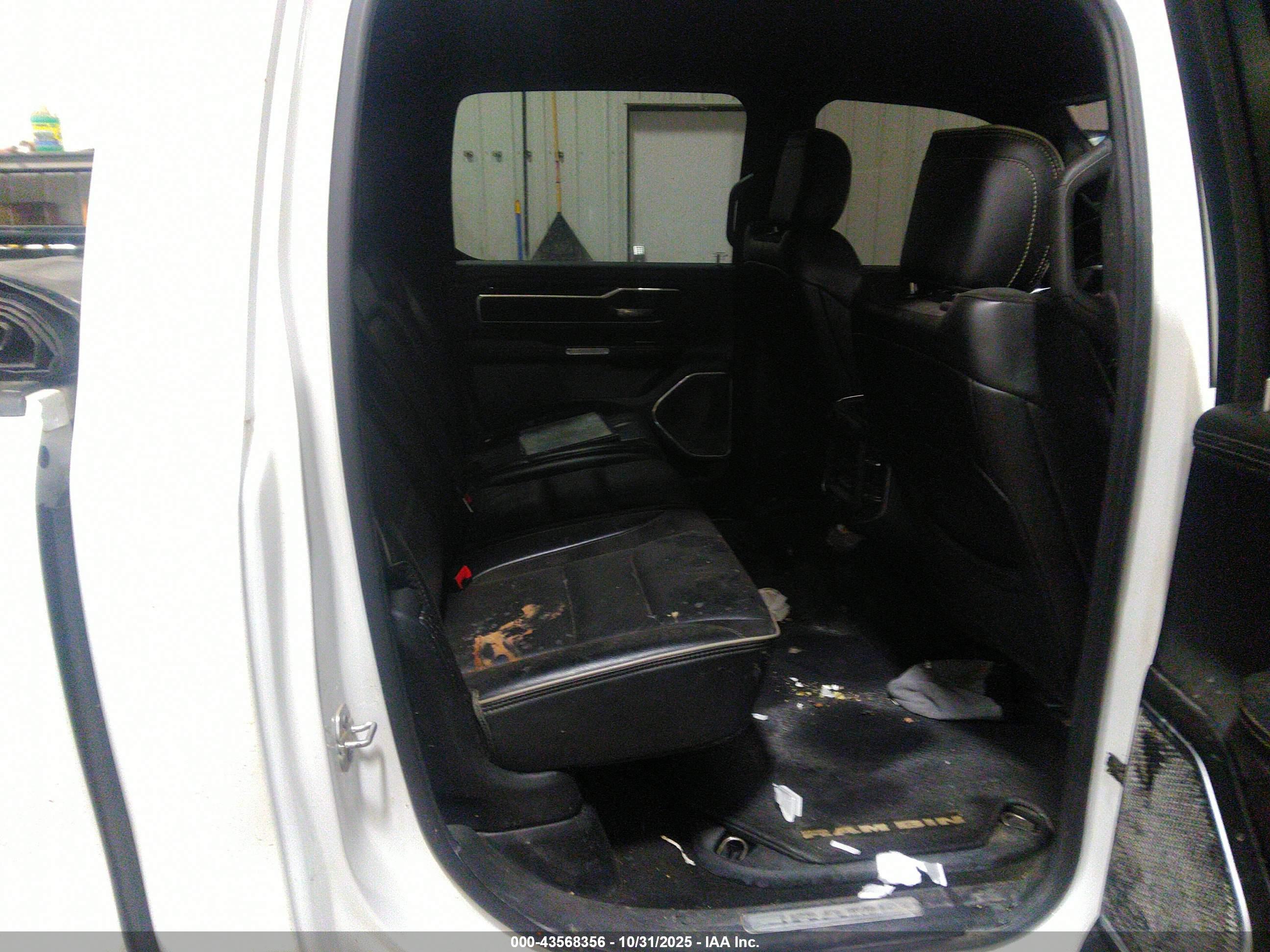 RAM 1500 image 8
