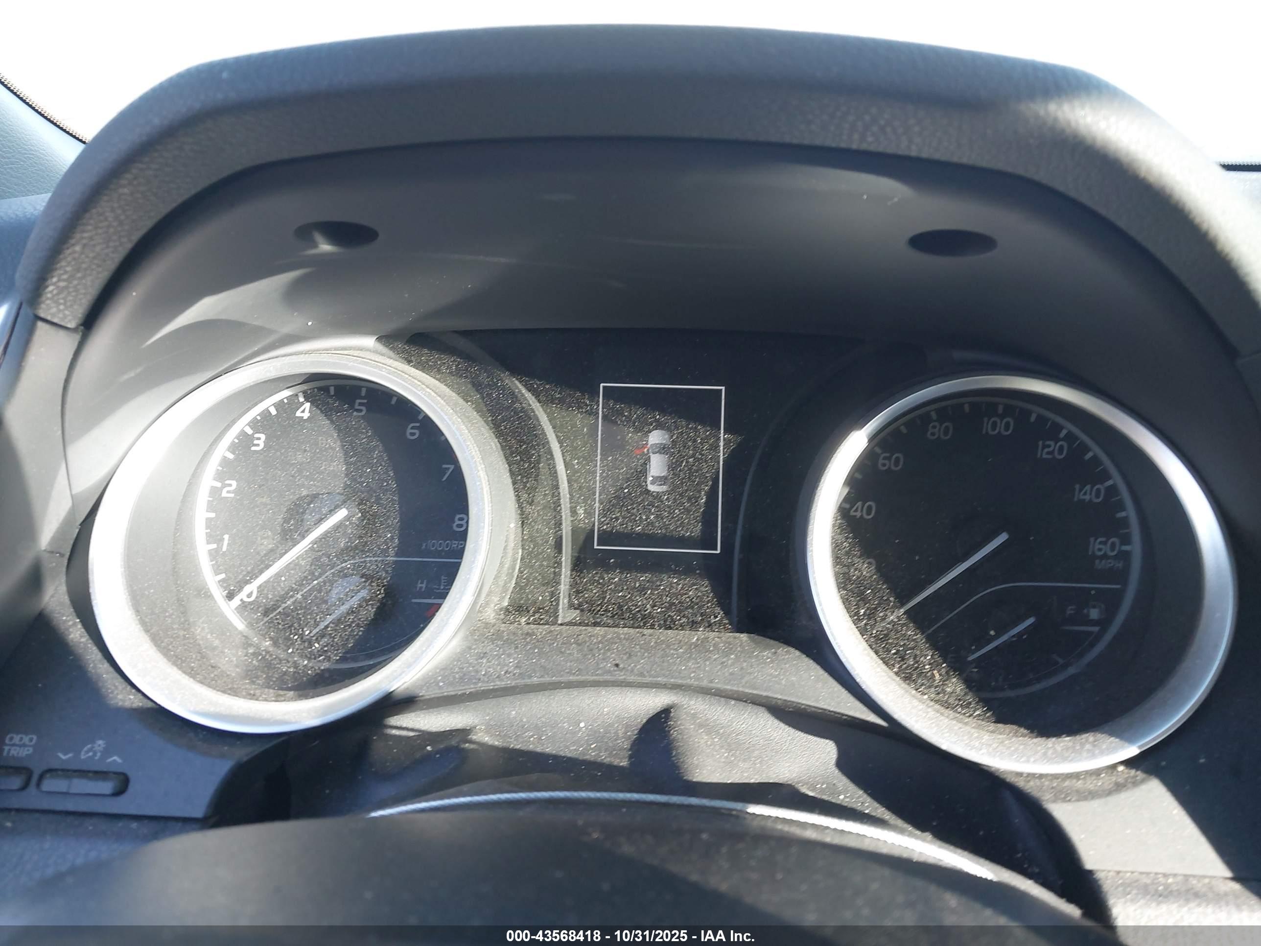 TOYOTA CAMRY image 7