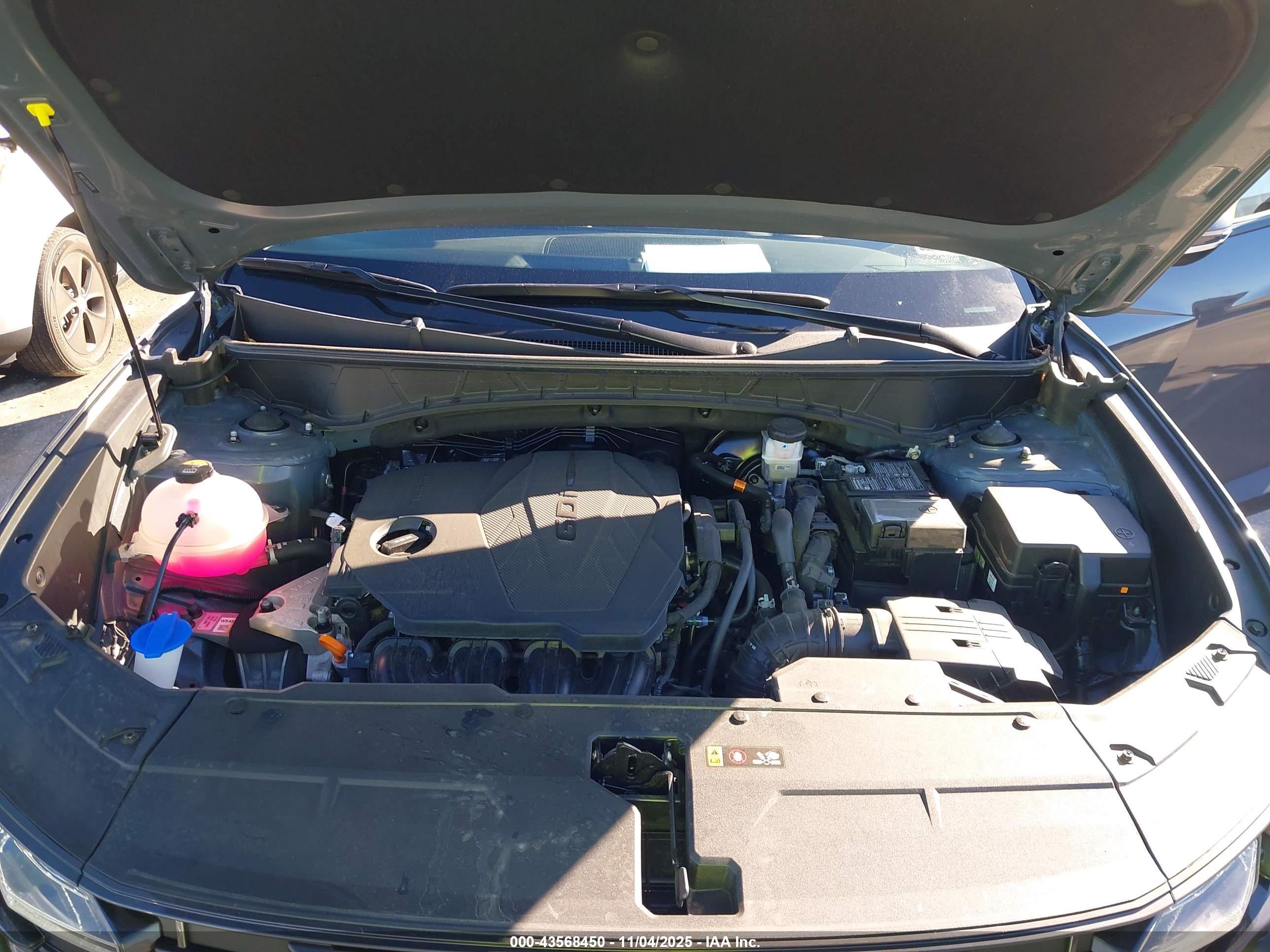 HYUNDAI TUCSON image 10