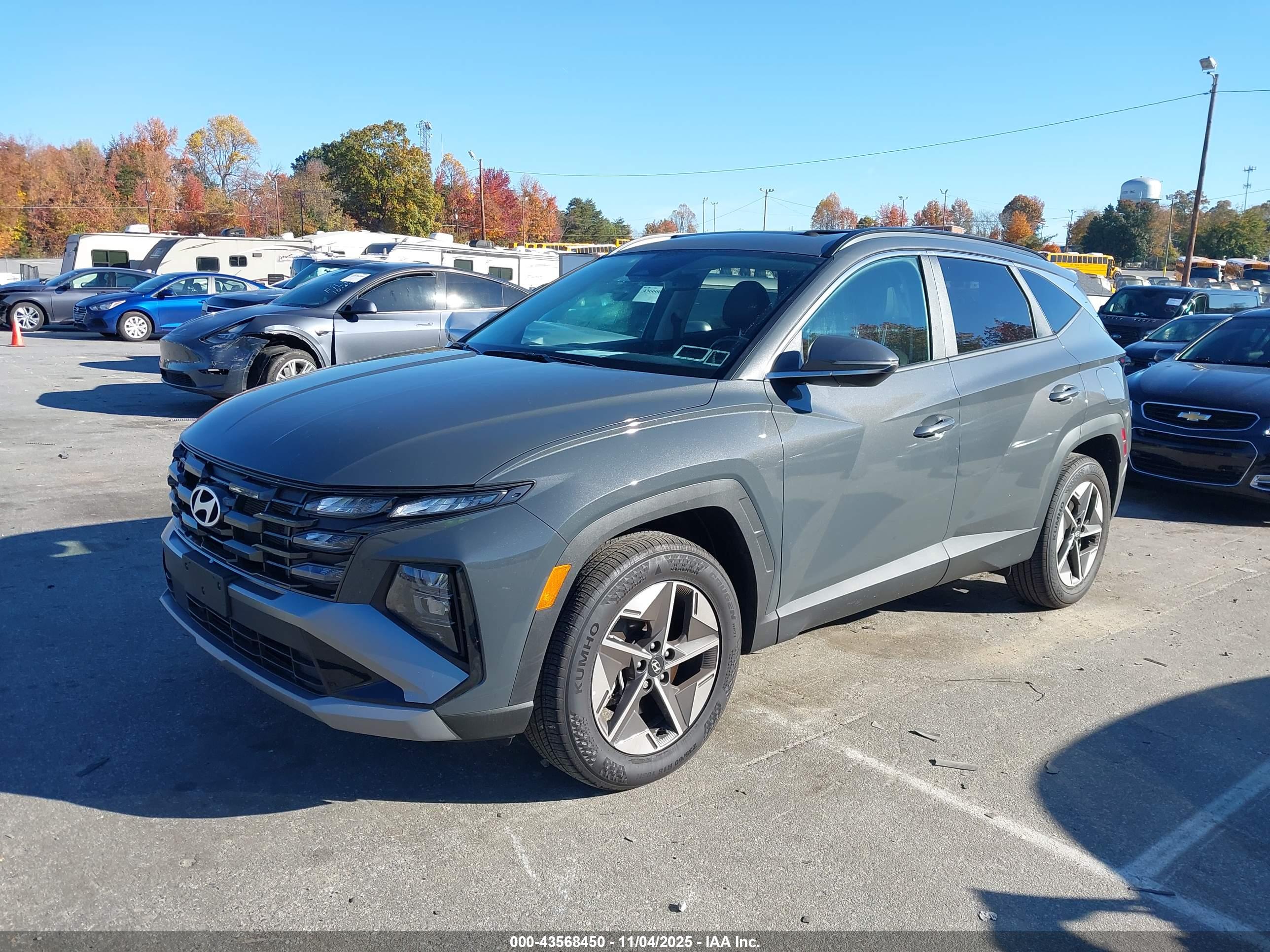 HYUNDAI TUCSON image 2