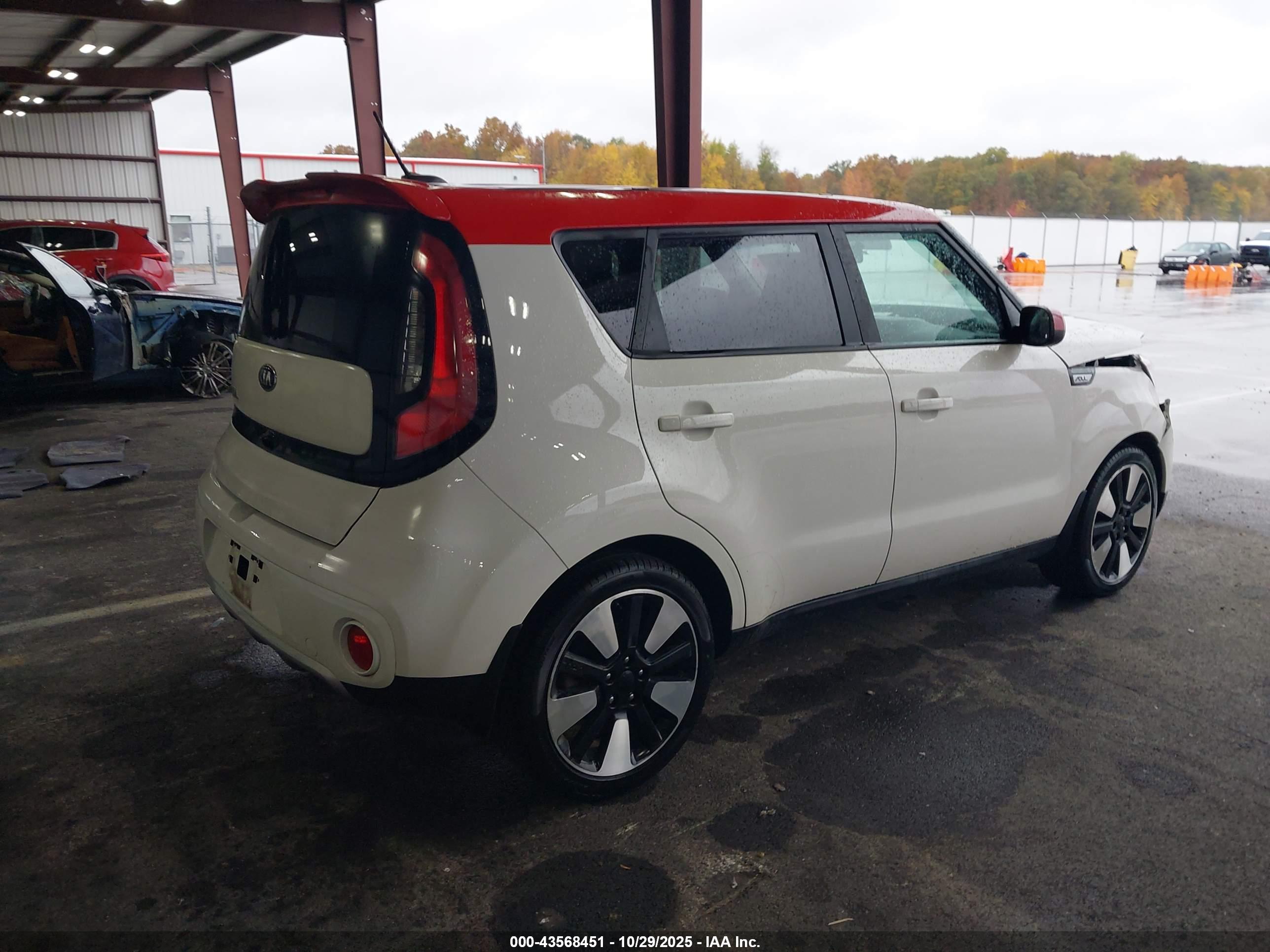 KIA SOUL image 4