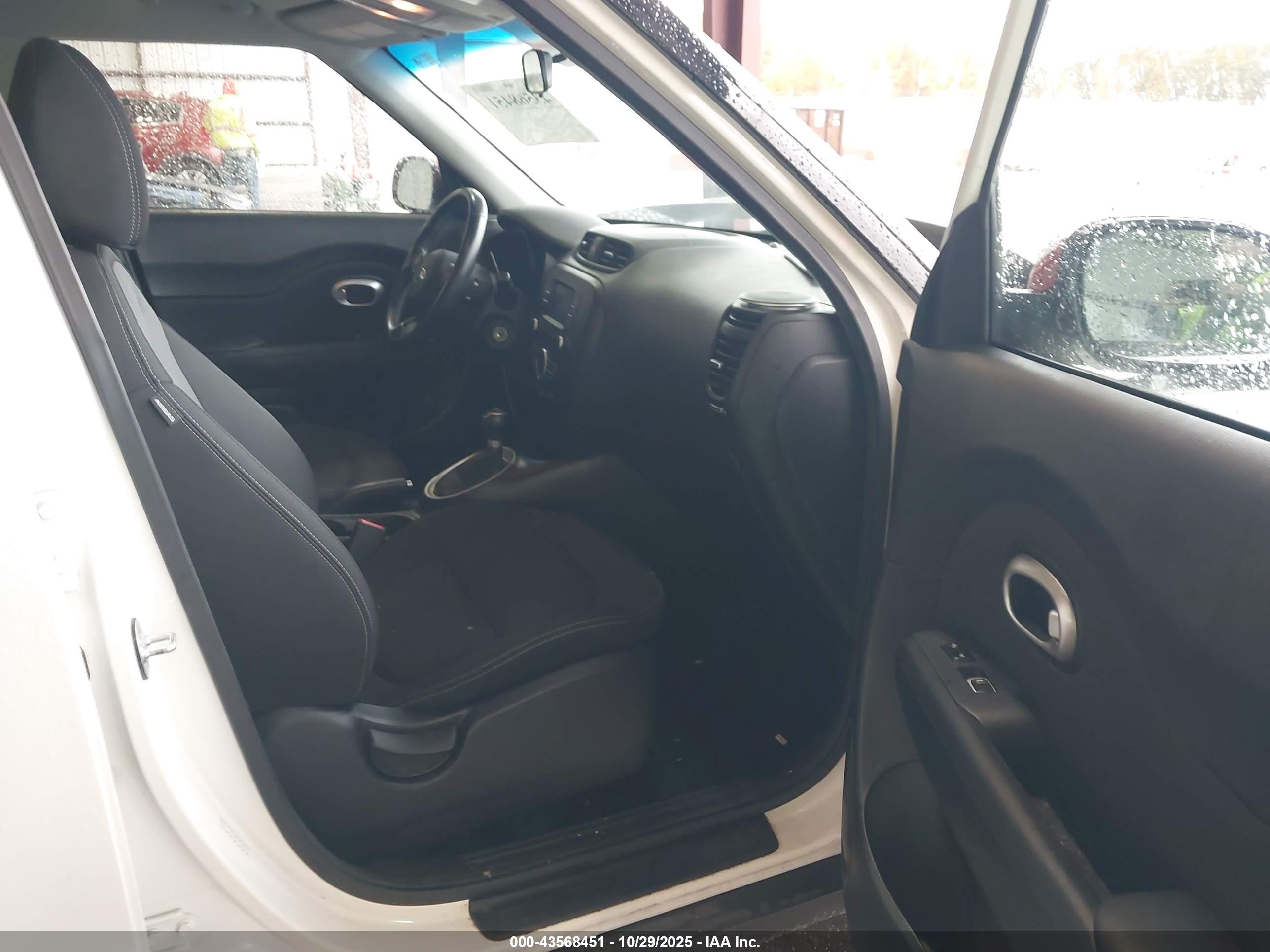 KIA SOUL image 5