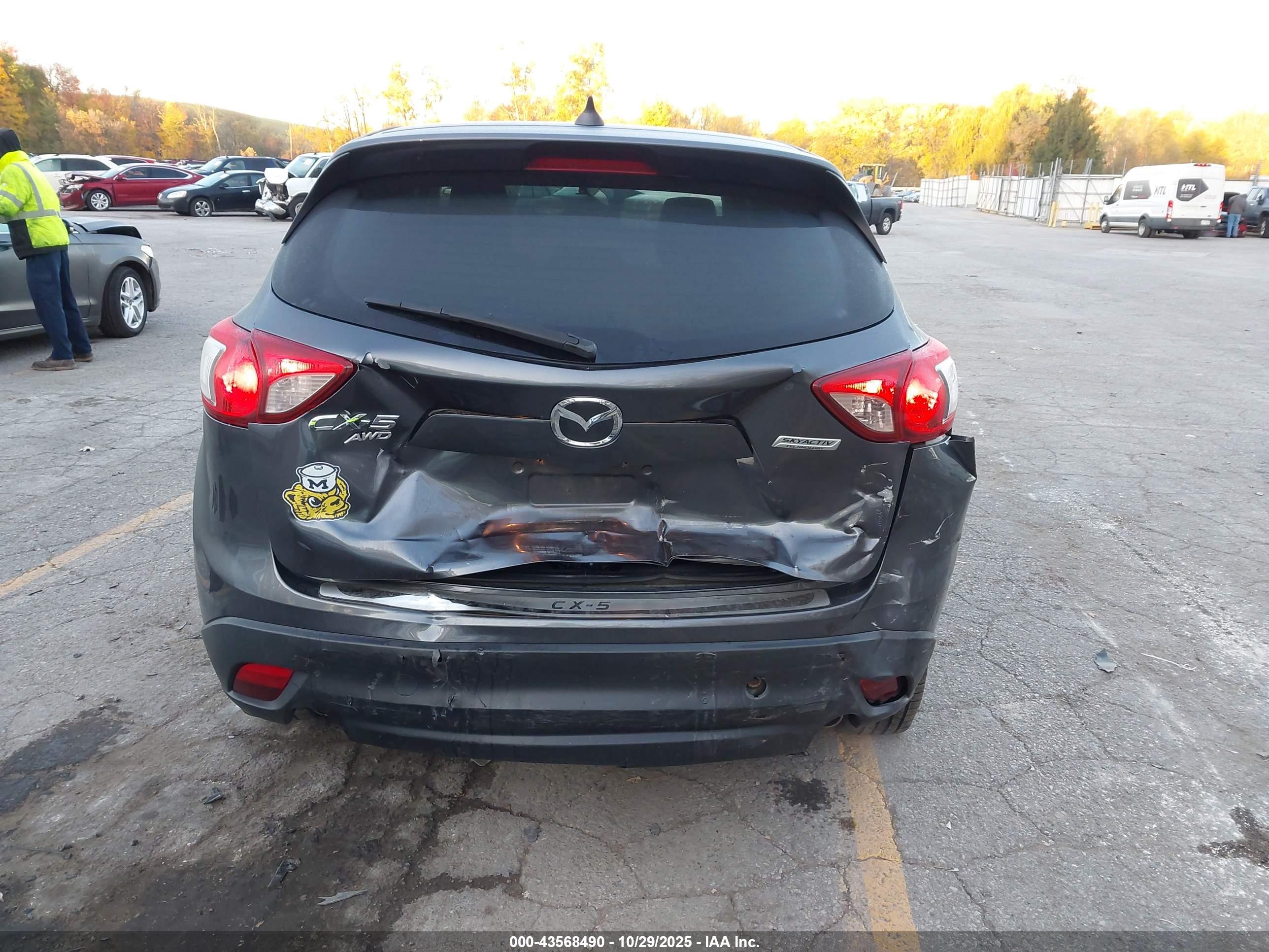 MAZDA CX-5 image 6
