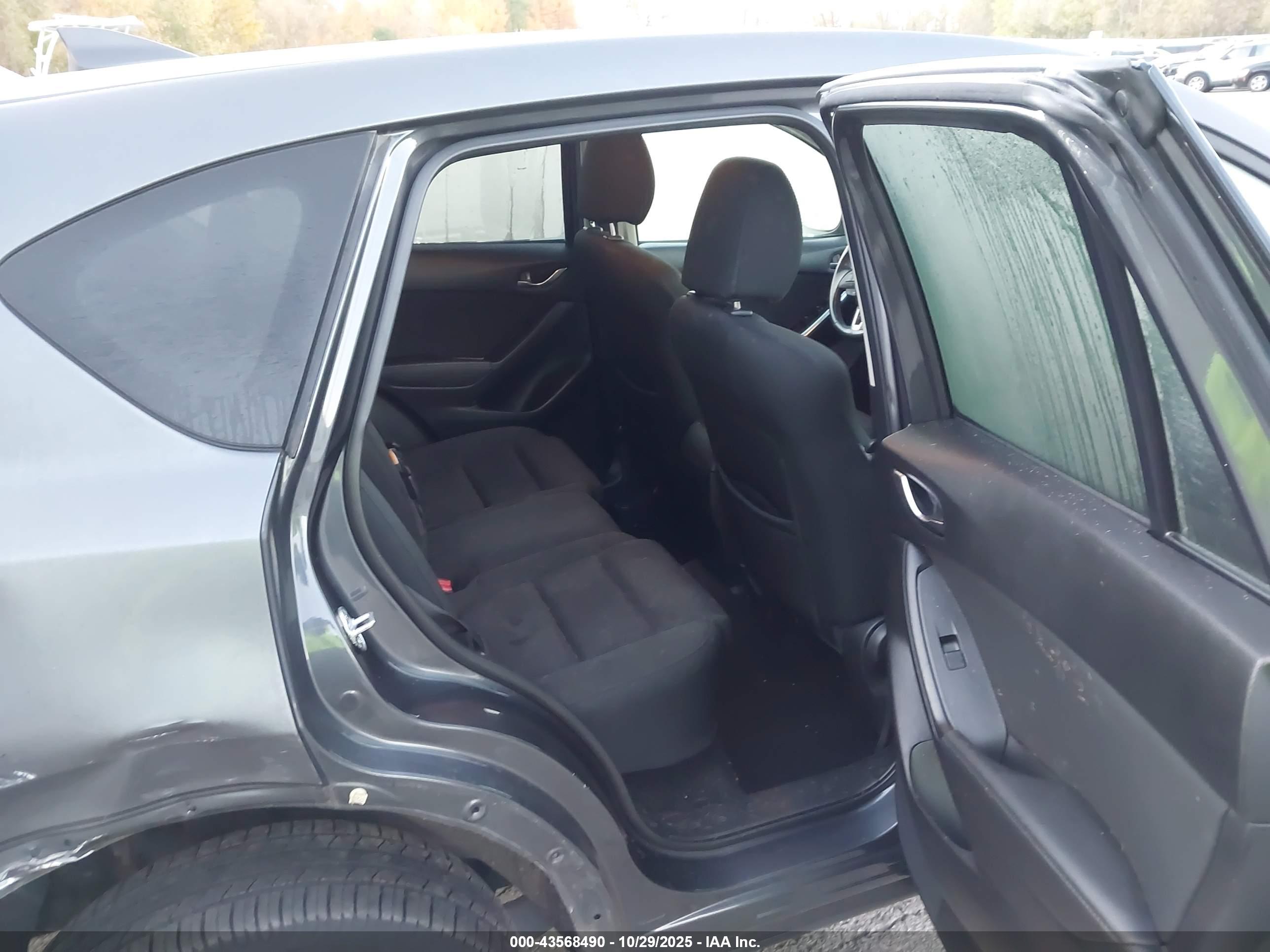 MAZDA CX-5 image 8