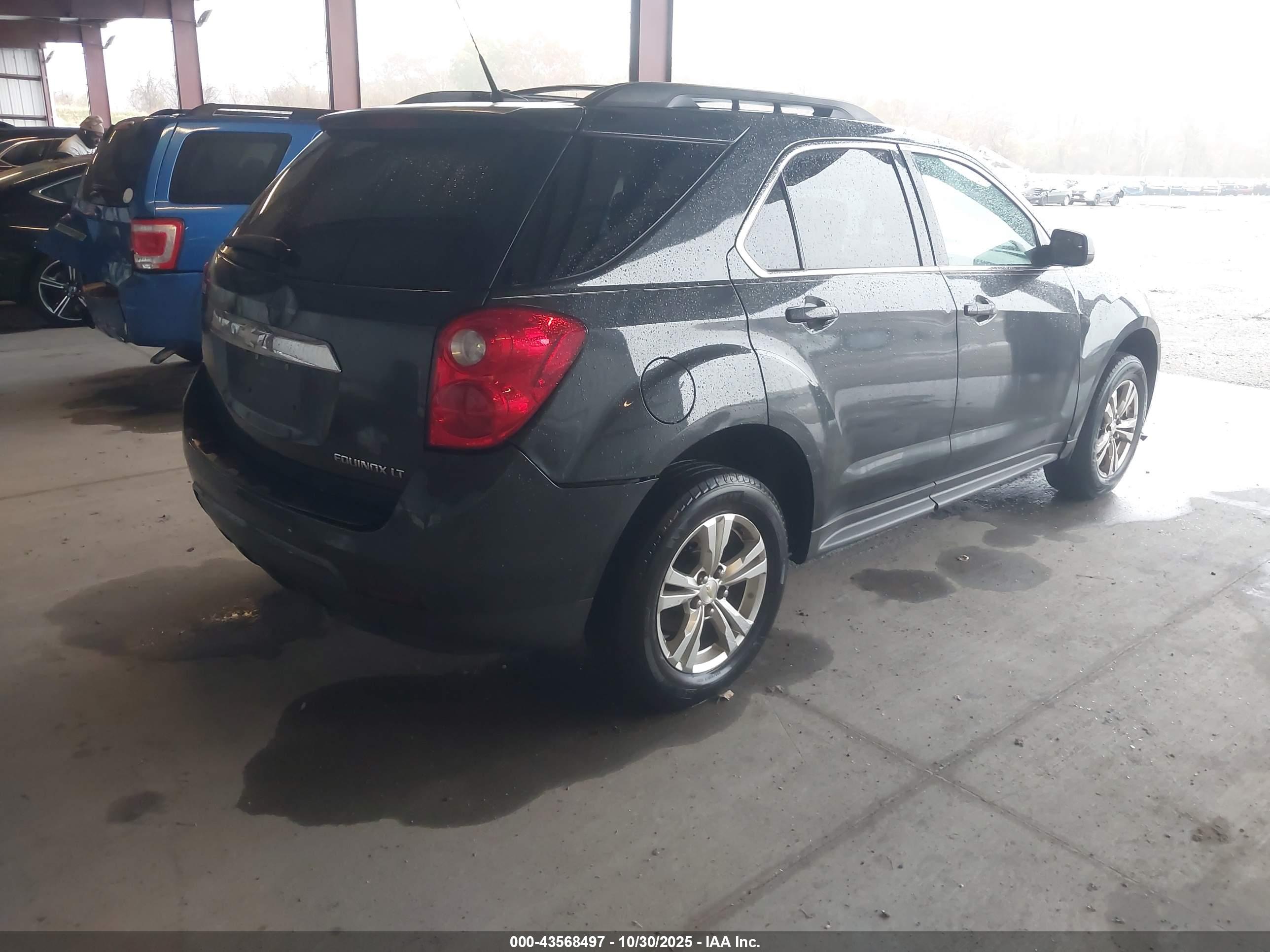 CHEVROLET EQUINOX image 4
