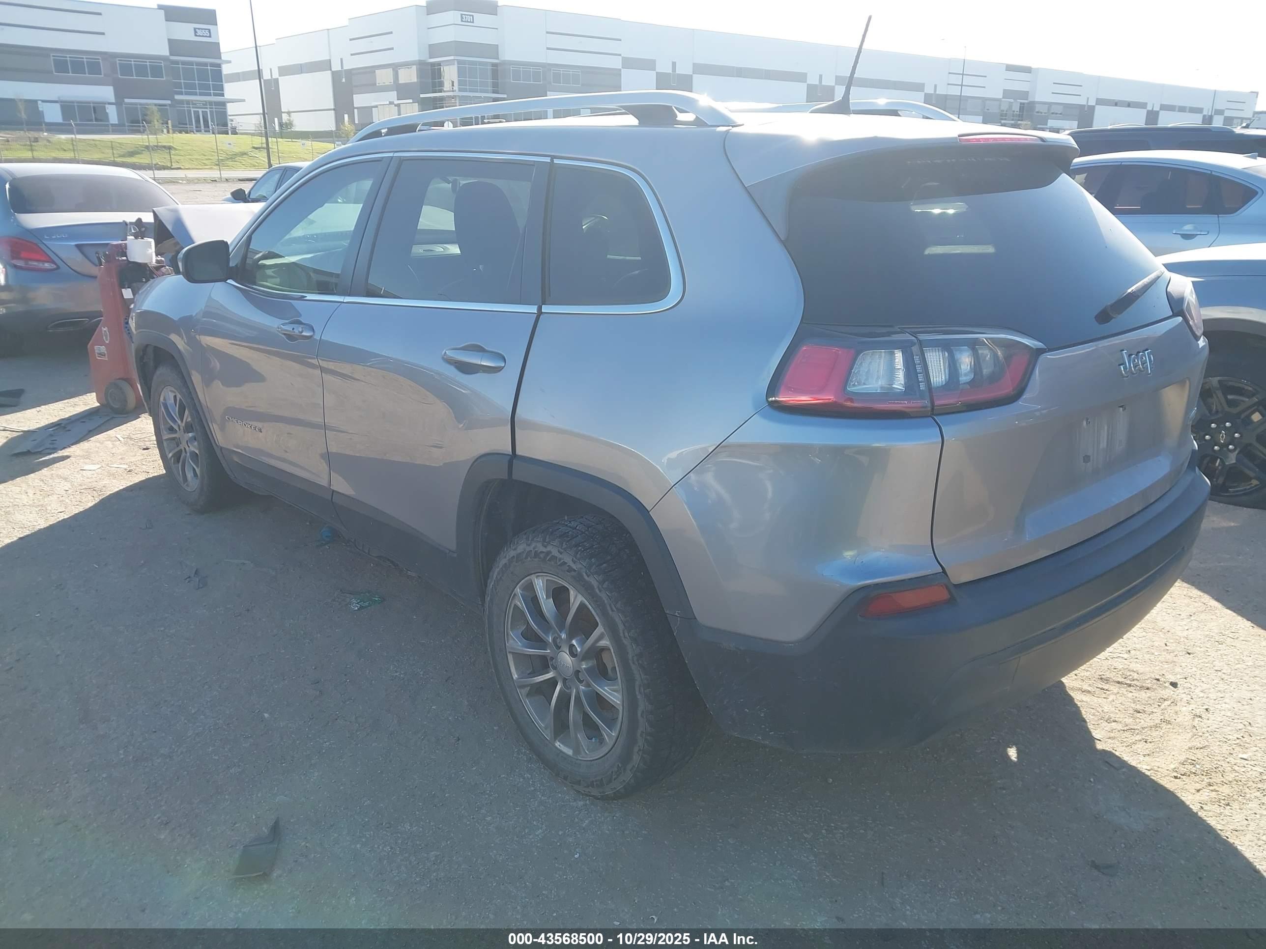 JEEP CHEROKEE image 3
