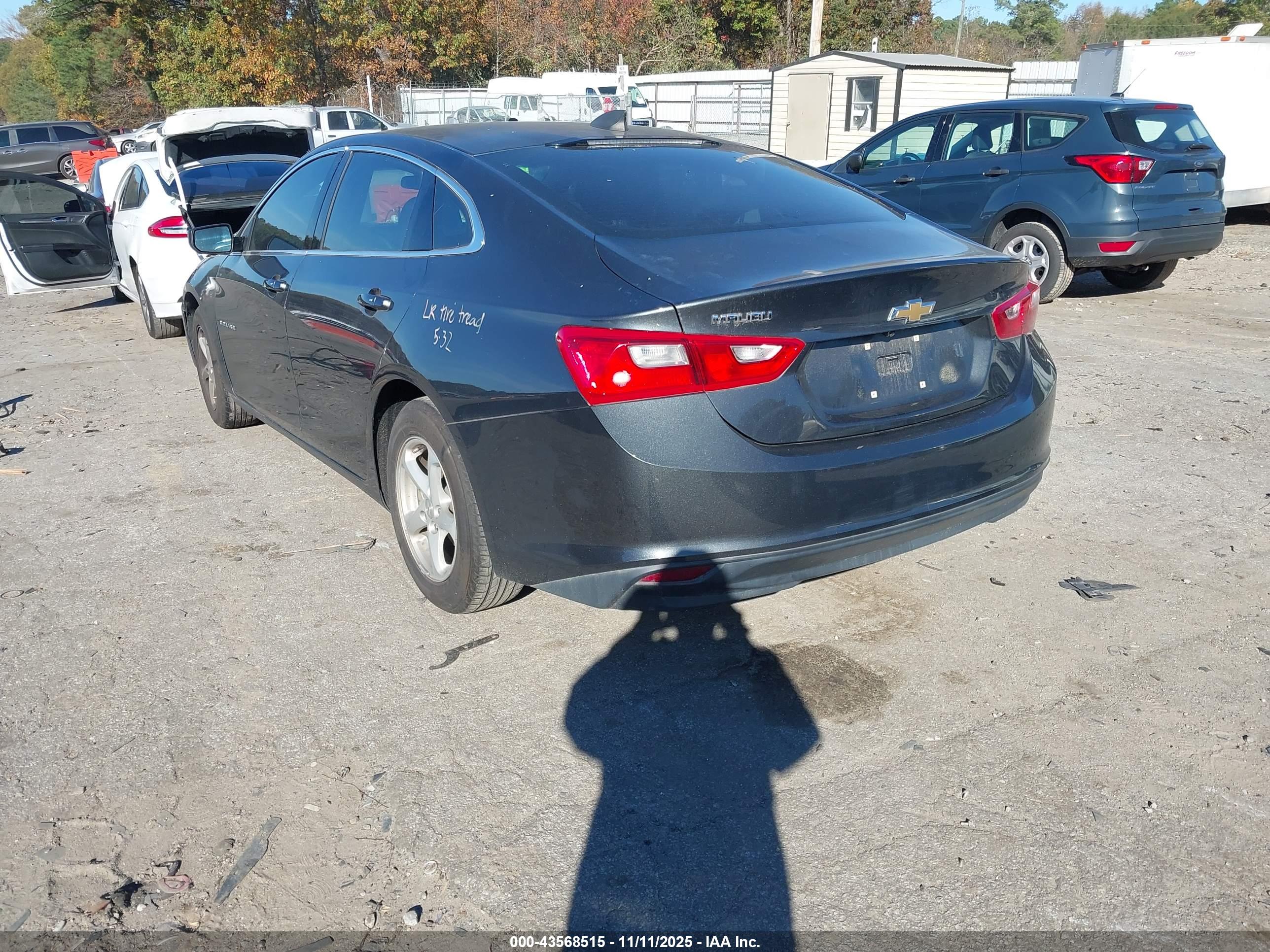 CHEVROLET MALIBU image 3